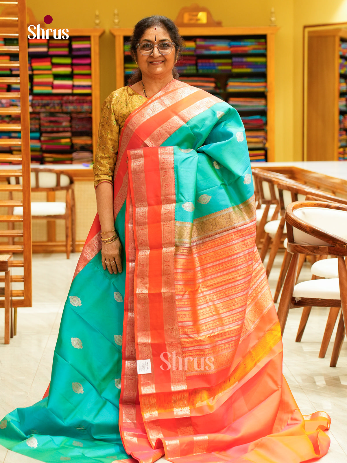 Kanchipuram silk Saree - EFS27172 - Shop on Shrus.com