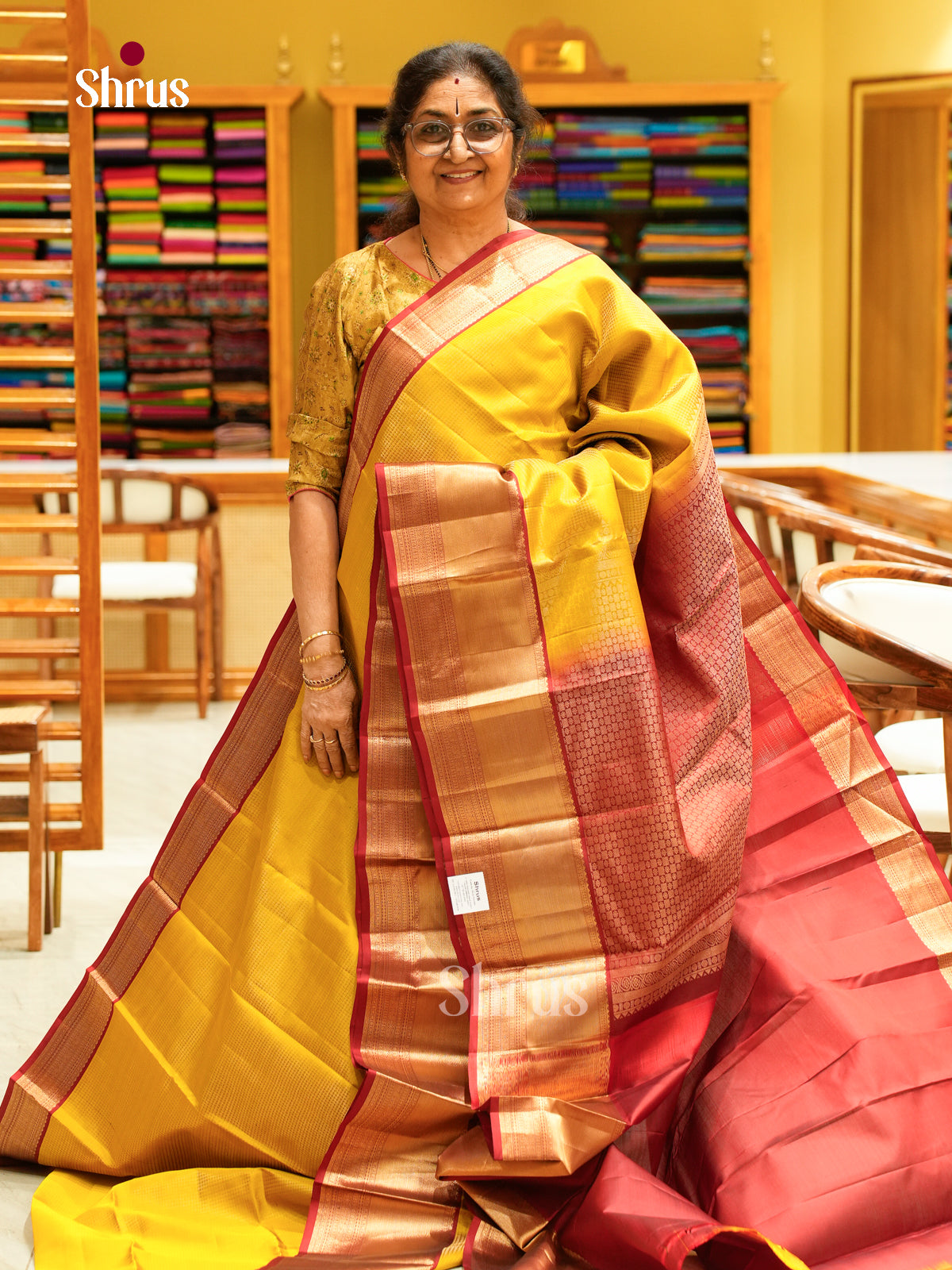 Kanchipuram silk Saree - EFS27196 - Shop on Shrus.com