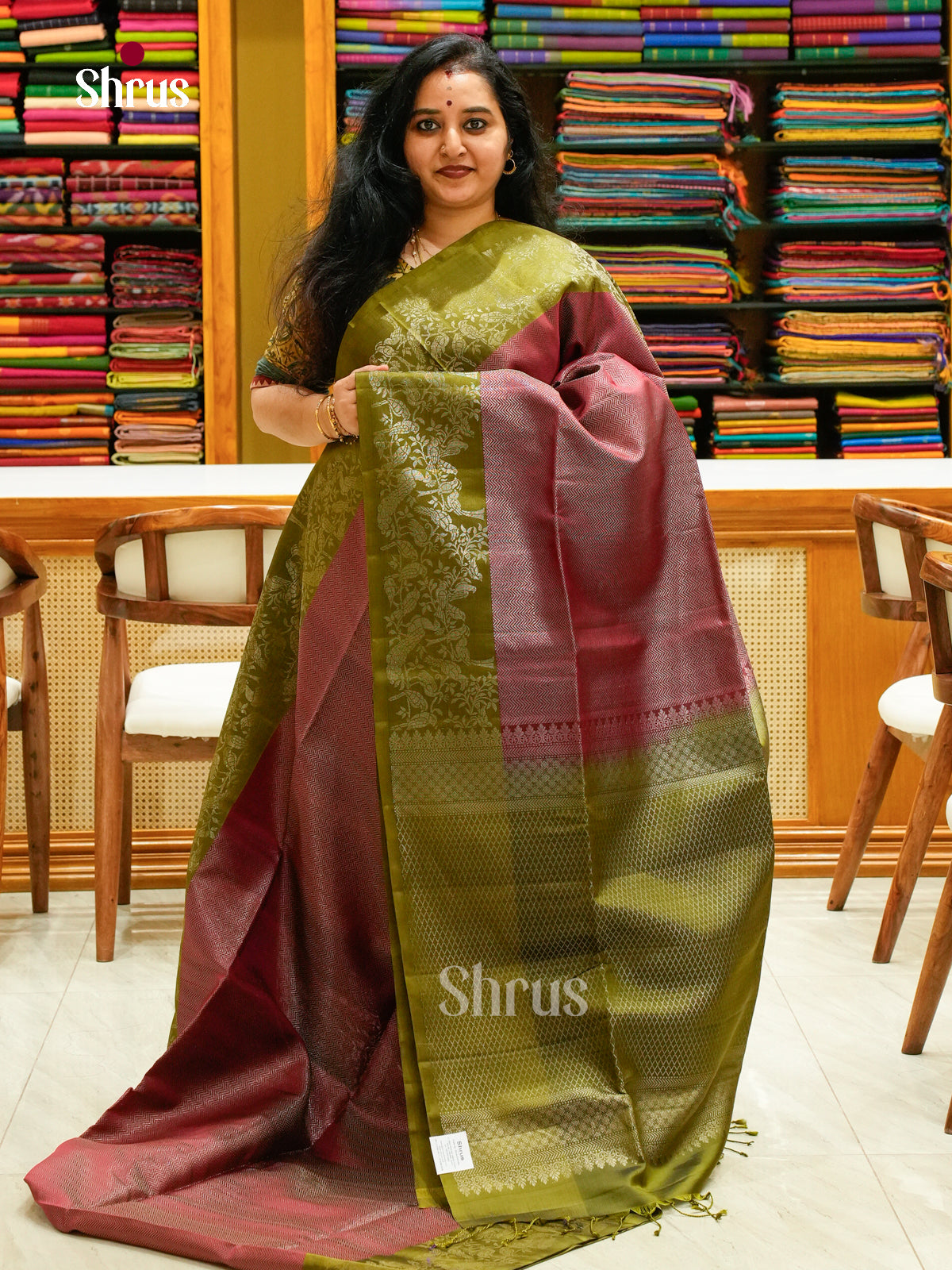 Green Soft Silk Saree with Zigzag Buttas | Magenta Self Border