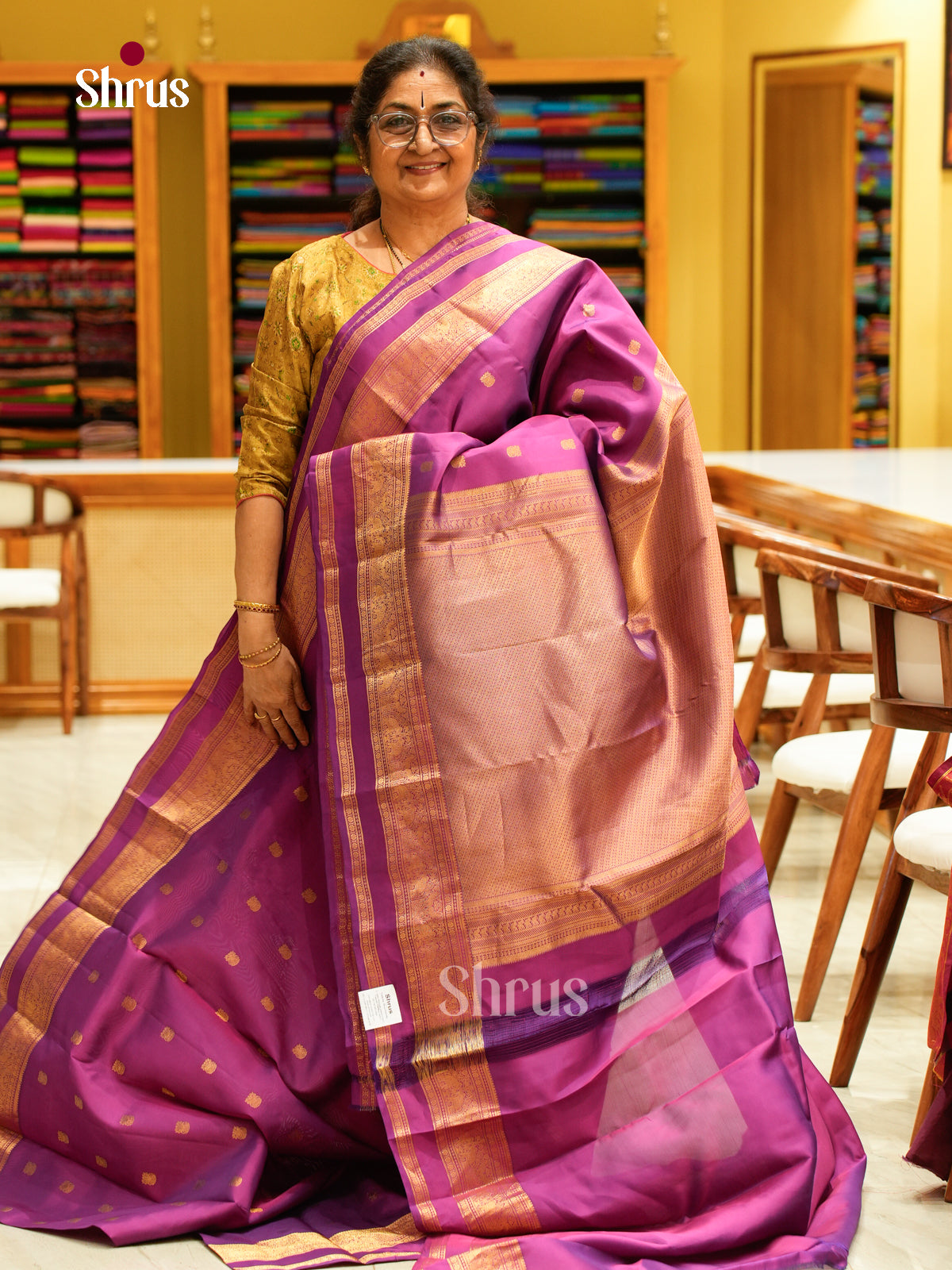 Kanchipuram silk Saree - EFS27251 - Shop on Shrus.com