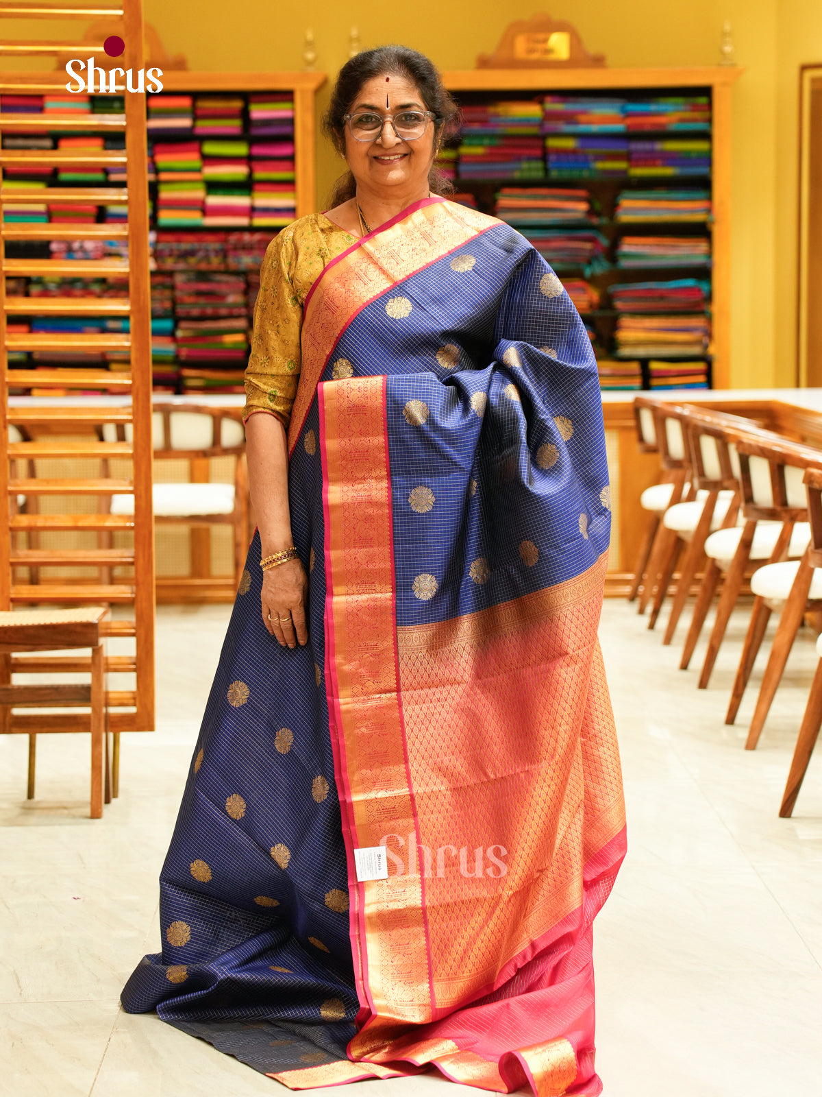 Kanchipuram silk Saree - EFS27277 - Shop on Shrus.com