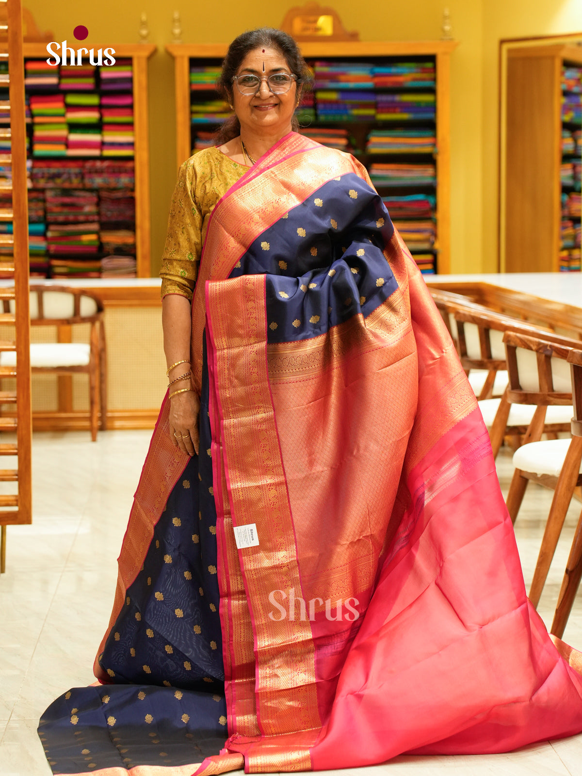 Kanchipuram silk Saree - EFS27278 - Shop on Shrus.com