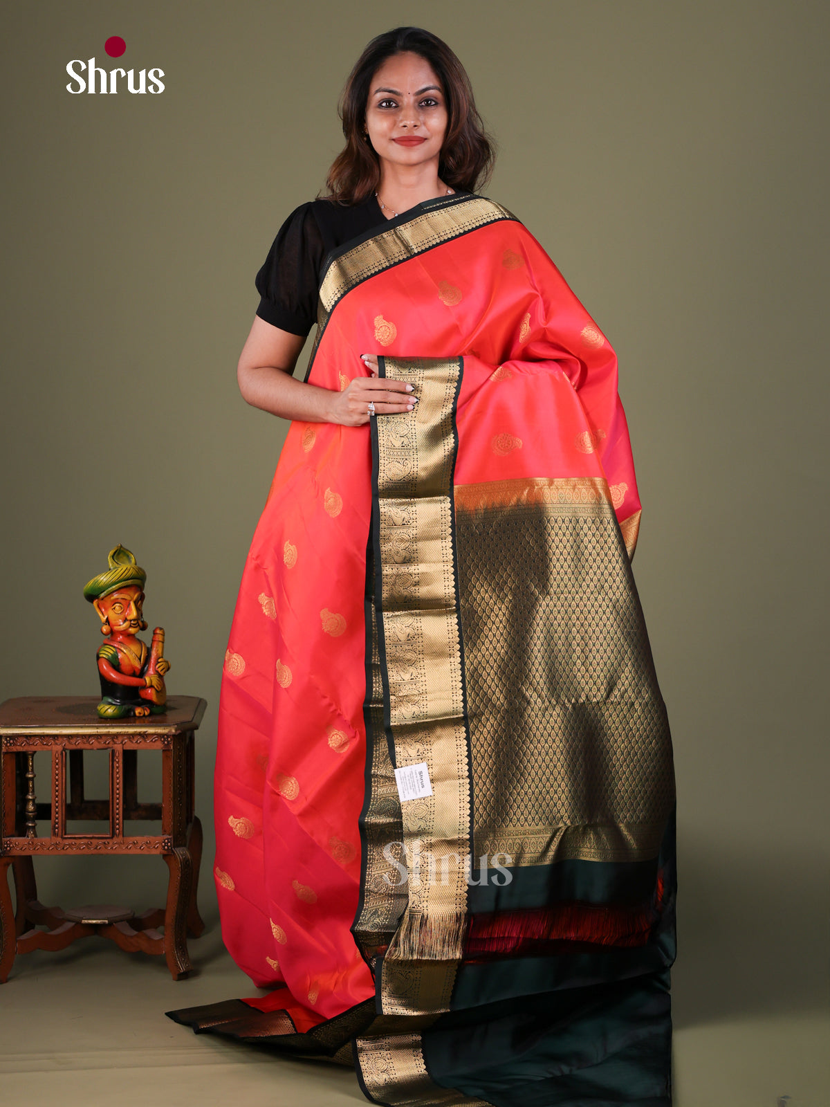 Kanchipuram silk Saree - EFS27279 - Shop on Shrus.com