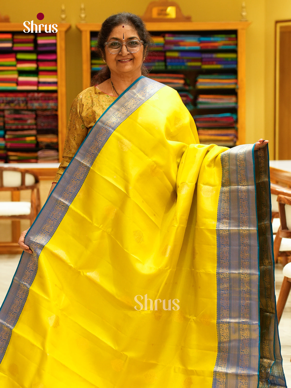 Kanchipuram silk Saree - EFS27286 - Shop on Shrus.com