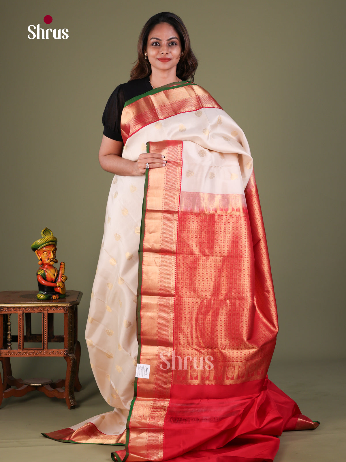 Kanchipuram silk Saree - EFS27288