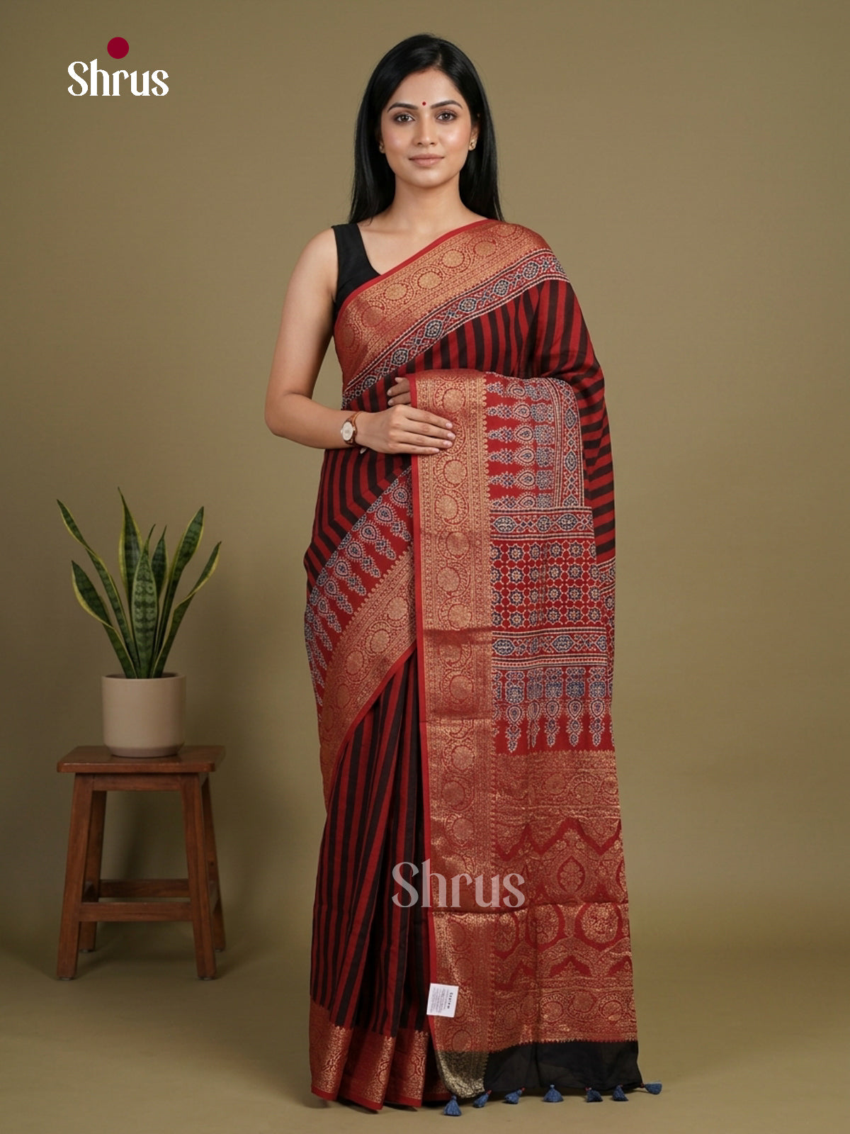 Modal Silk Saree - EFS27413
