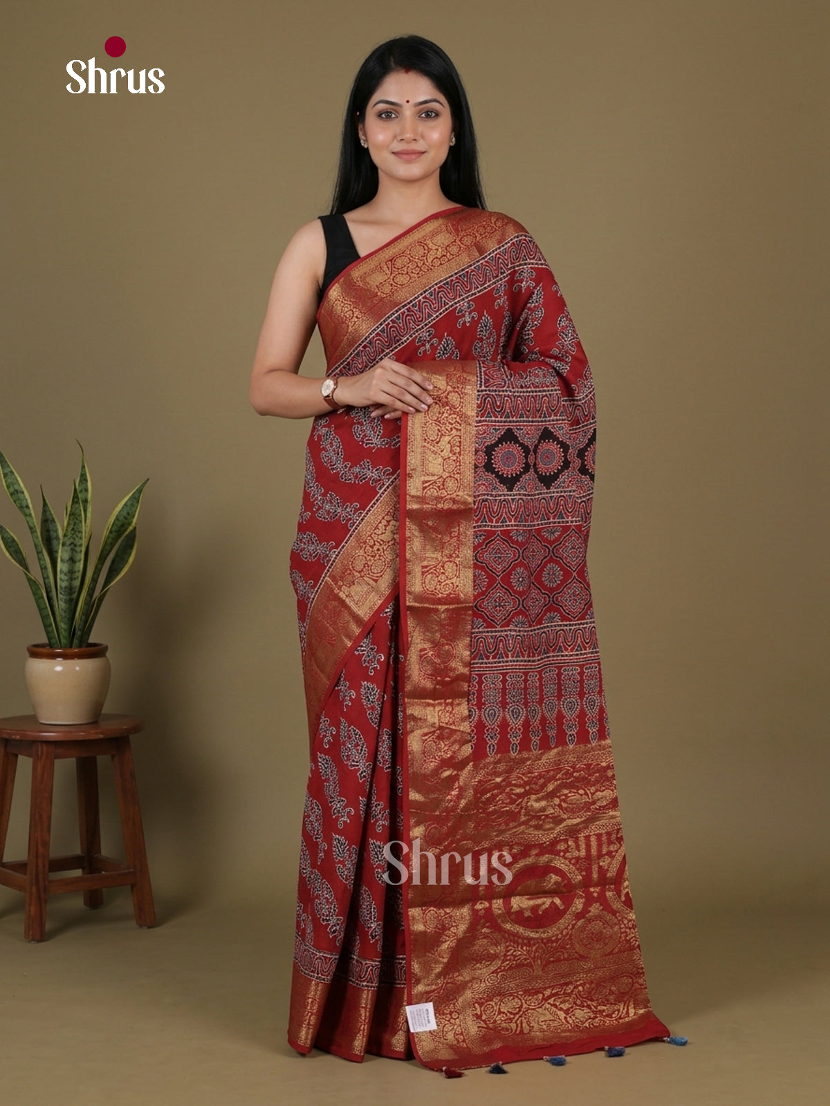 Modal Silk Saree - EFS27414