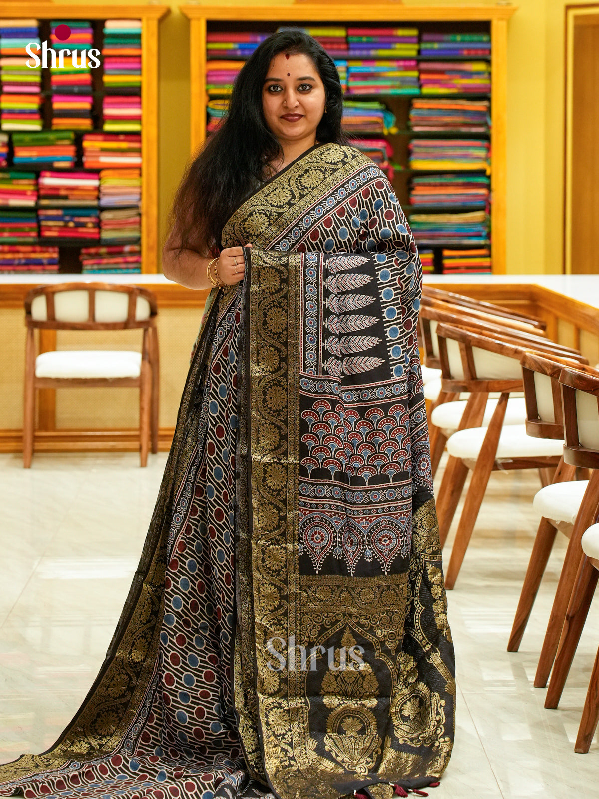 Modal Silk Saree - EFS27437