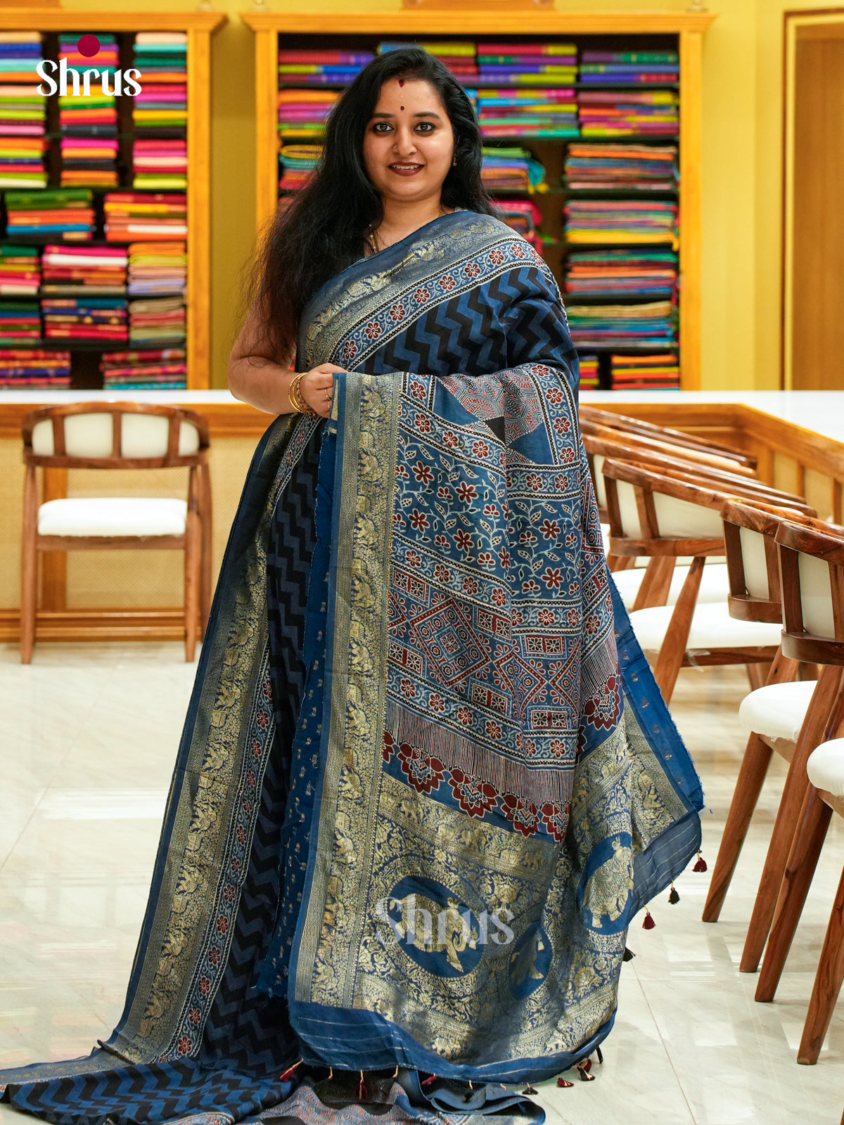 Modal Silk Saree - EFS27438