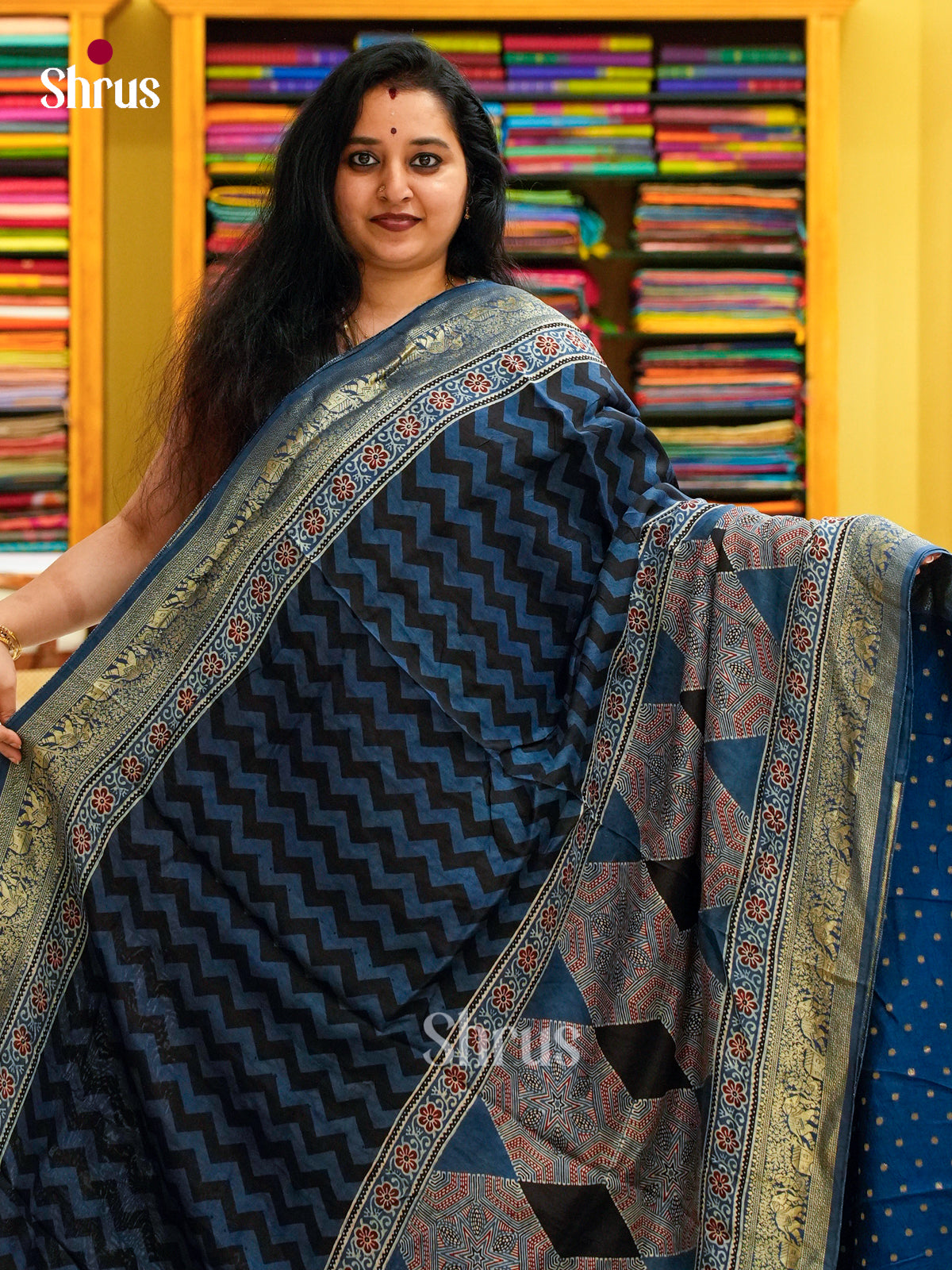 Modal Silk Saree - EFS27438