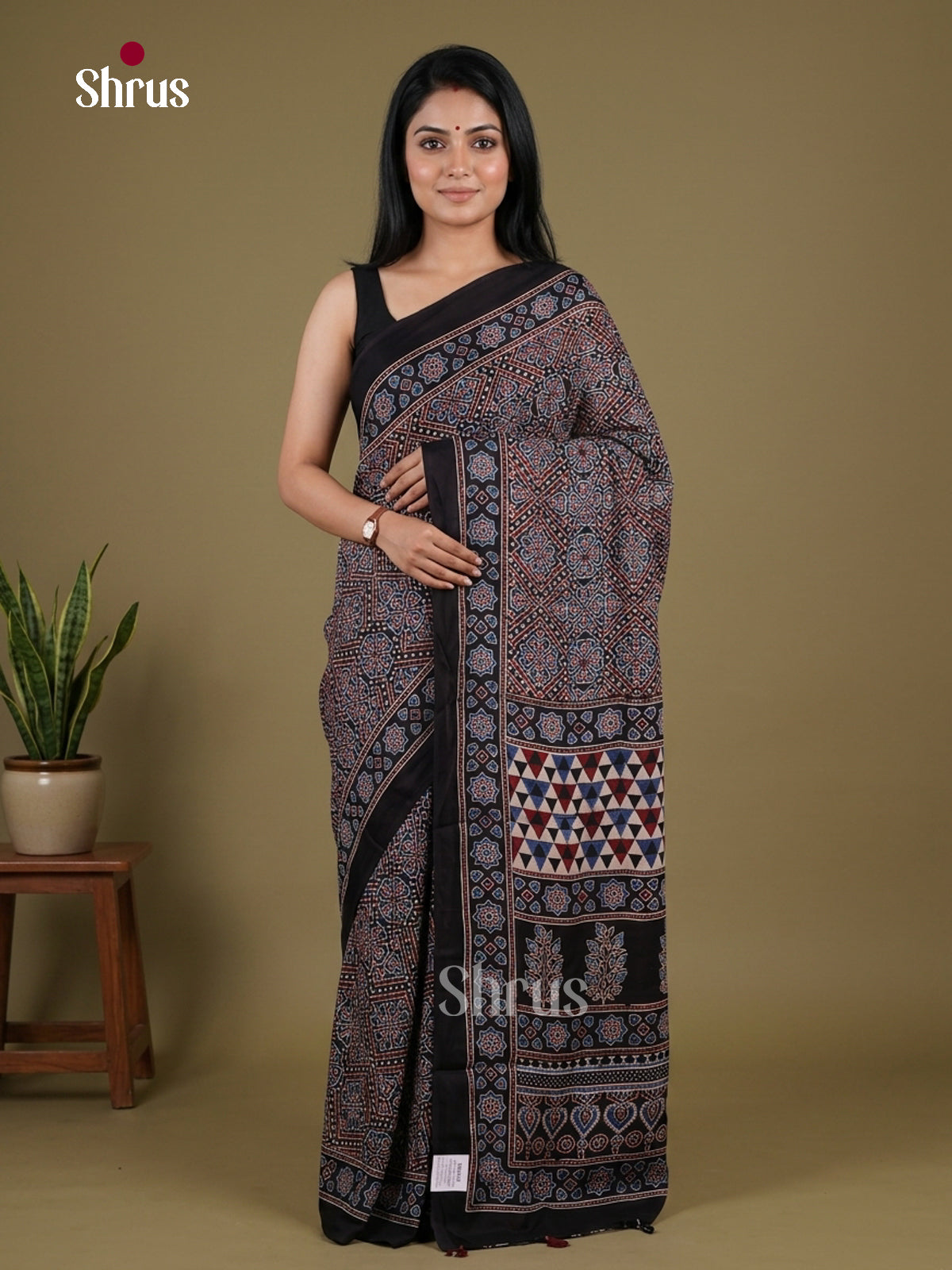 Modal Silk Saree - EFS27460 - Shop on Shrus.com