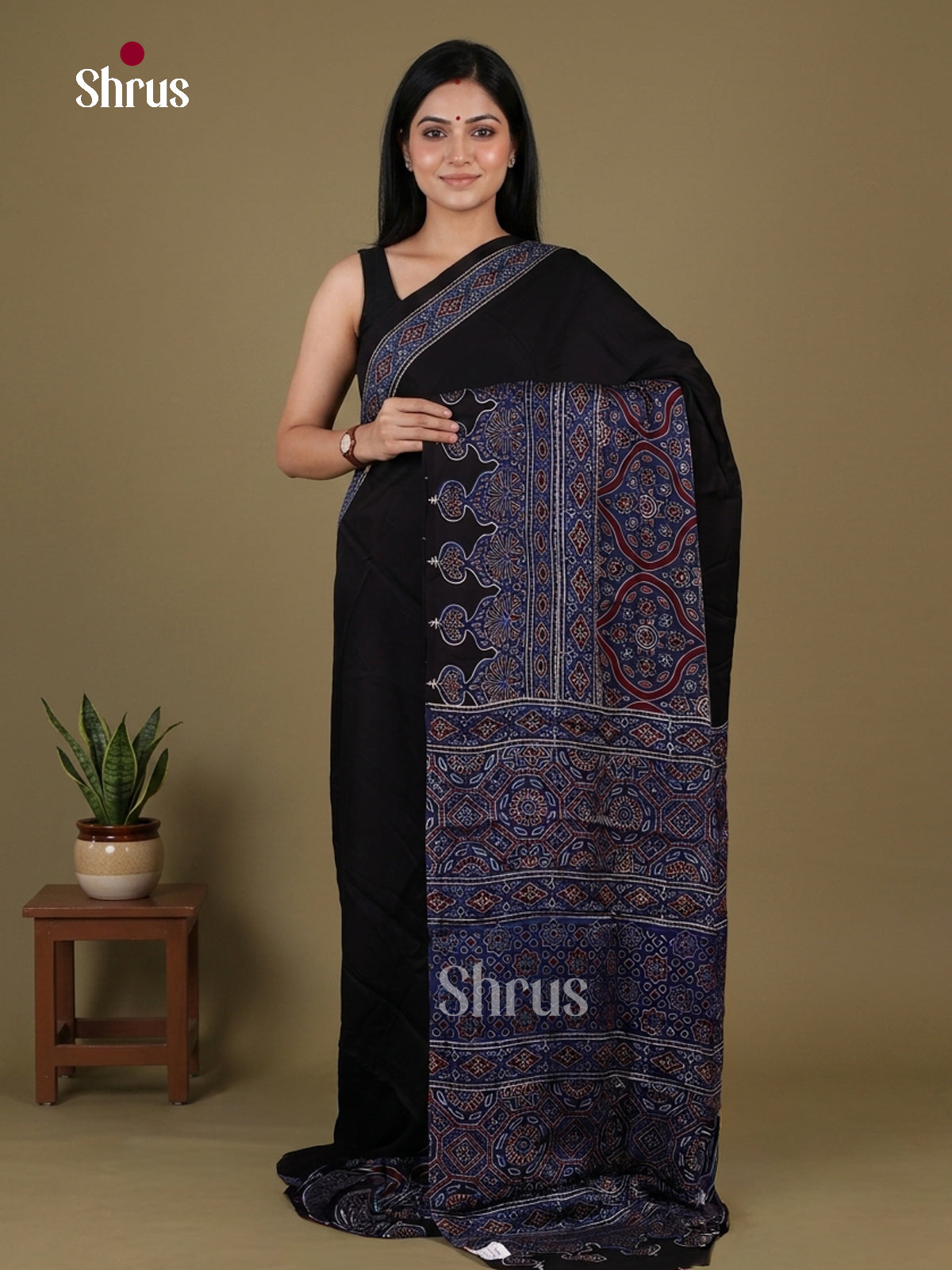Modal Silk Saree - EFS27462 - Shop on Shrus.com