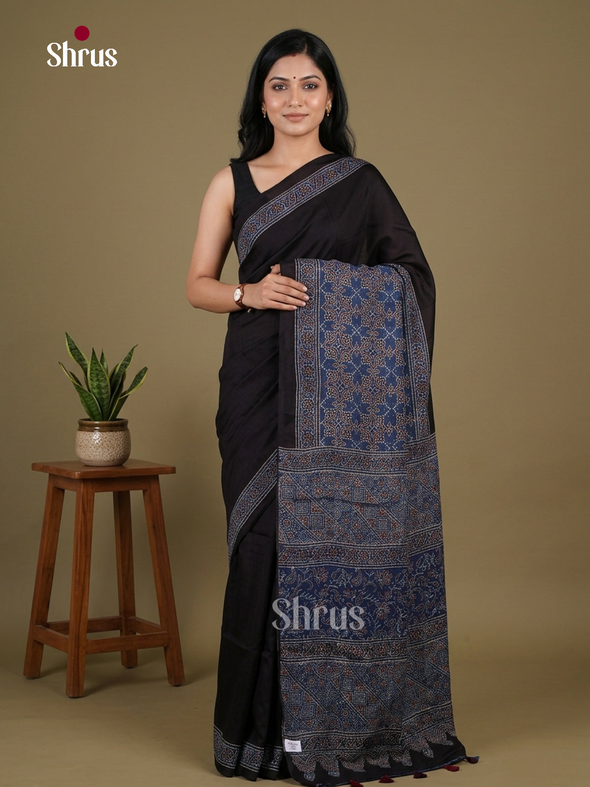 Modal Silk Saree - EFS27480