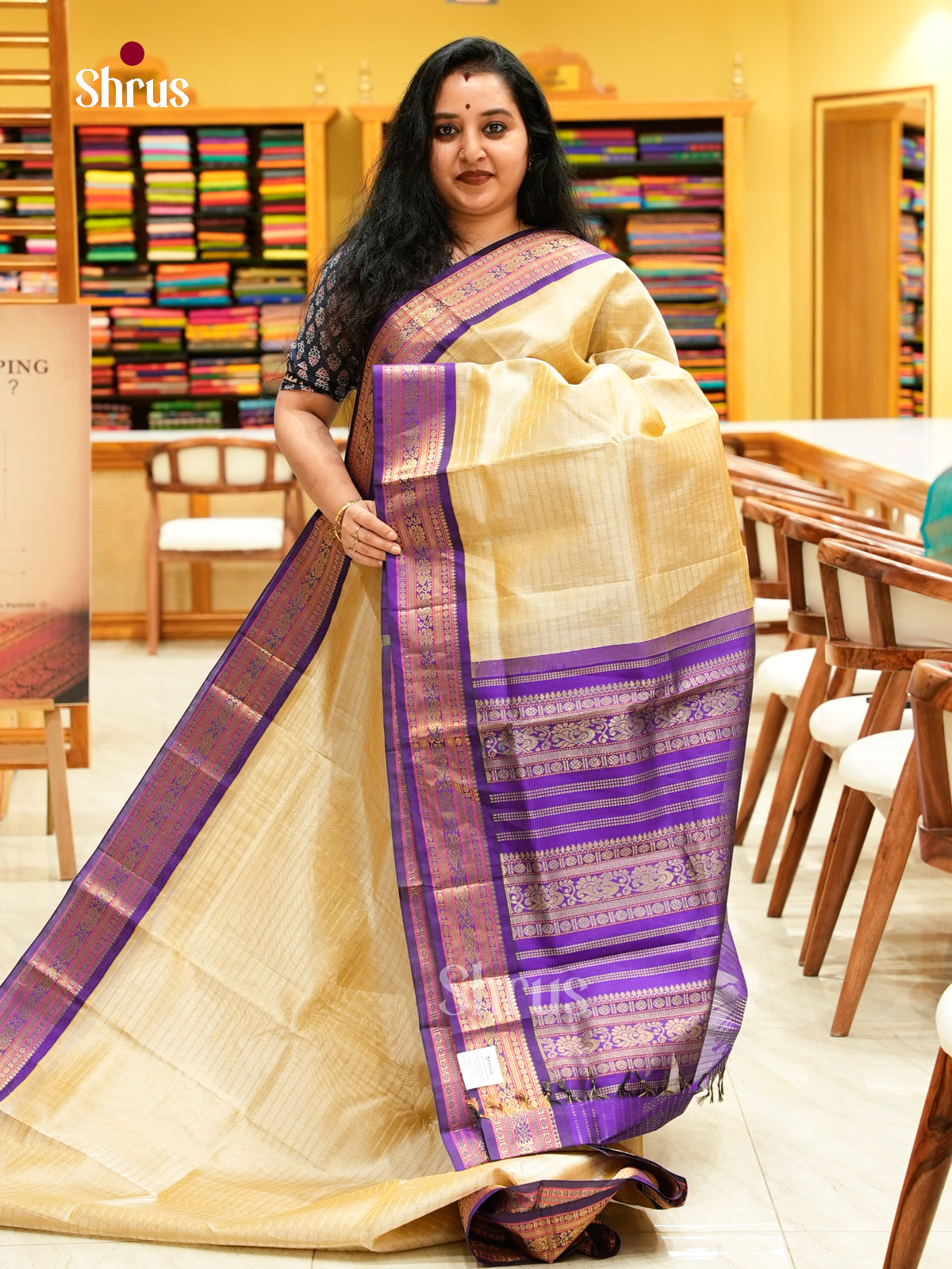 Sandal Silk Cotton Saree with Checks | Violet Contrast Border — Contrast Border with Motifs