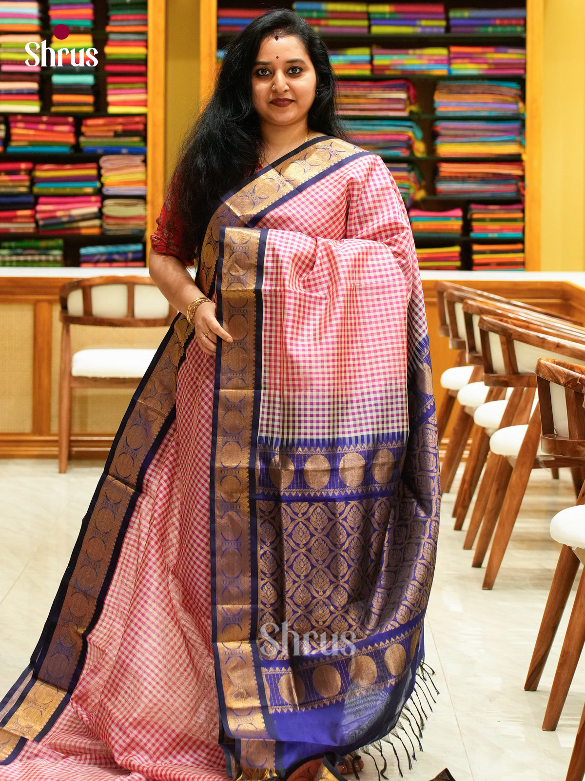 Pink Silk Cotton Saree with Checks | Blue Contrast Border — Contrast Border with Motifs - Shop on Shrus.com