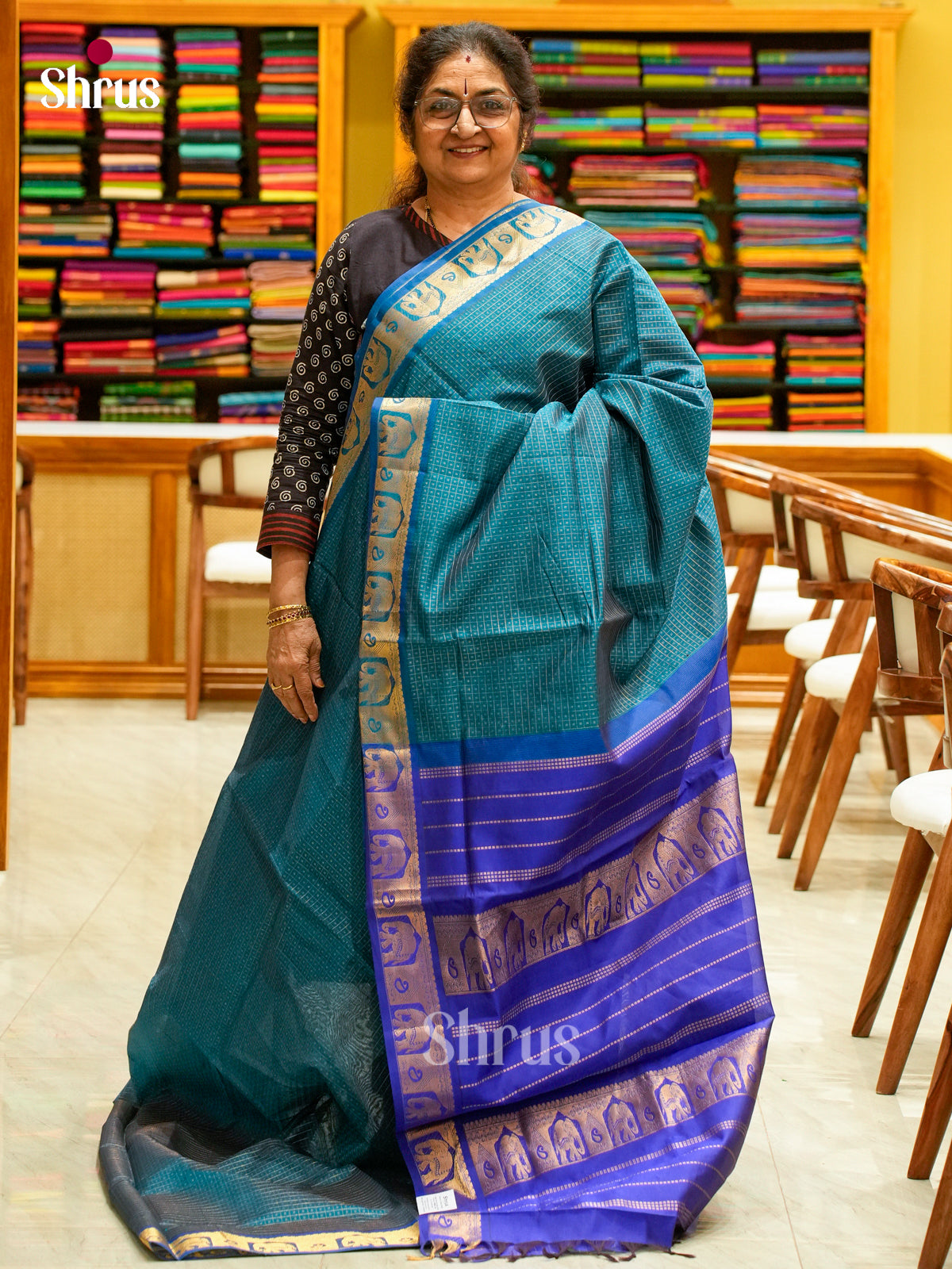 Peacock Blue Halfpure Silk Cotton Saree with Checks | Dark Blue Contrast Border - Shop on Shrus.com