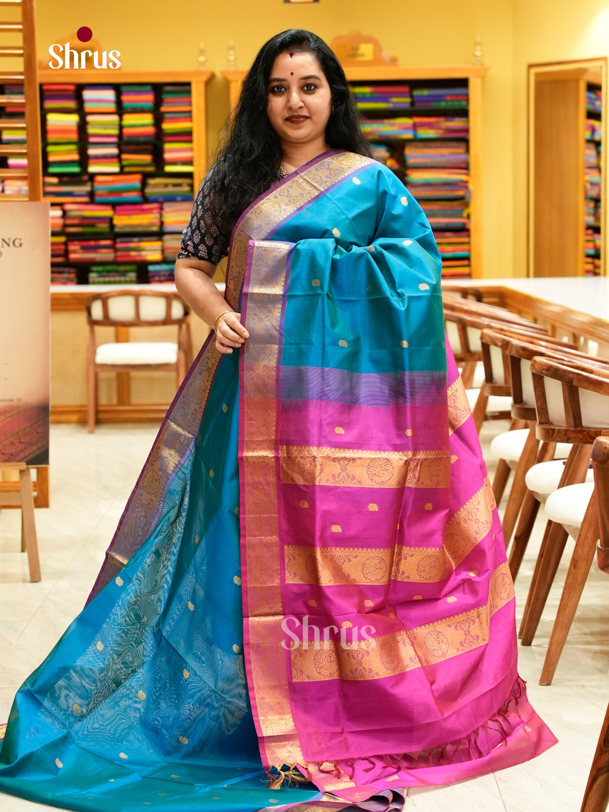 Peacock Green Silk Cotton Saree with Mango / Paisley Buttas | Pink Contrast Border