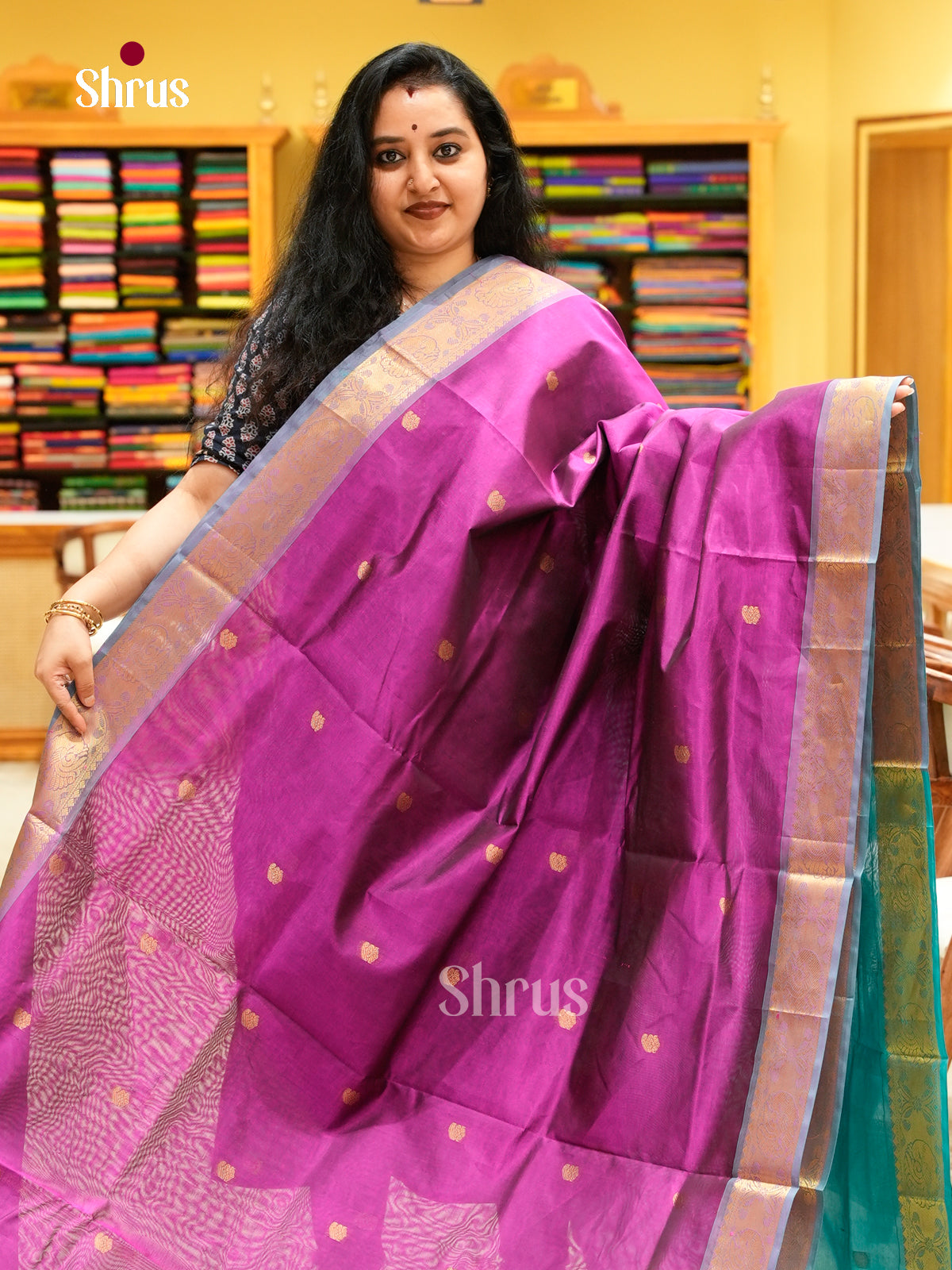 Magenta Silk Cotton Saree with Mango / Paisley Buttas | Green Contrast Border