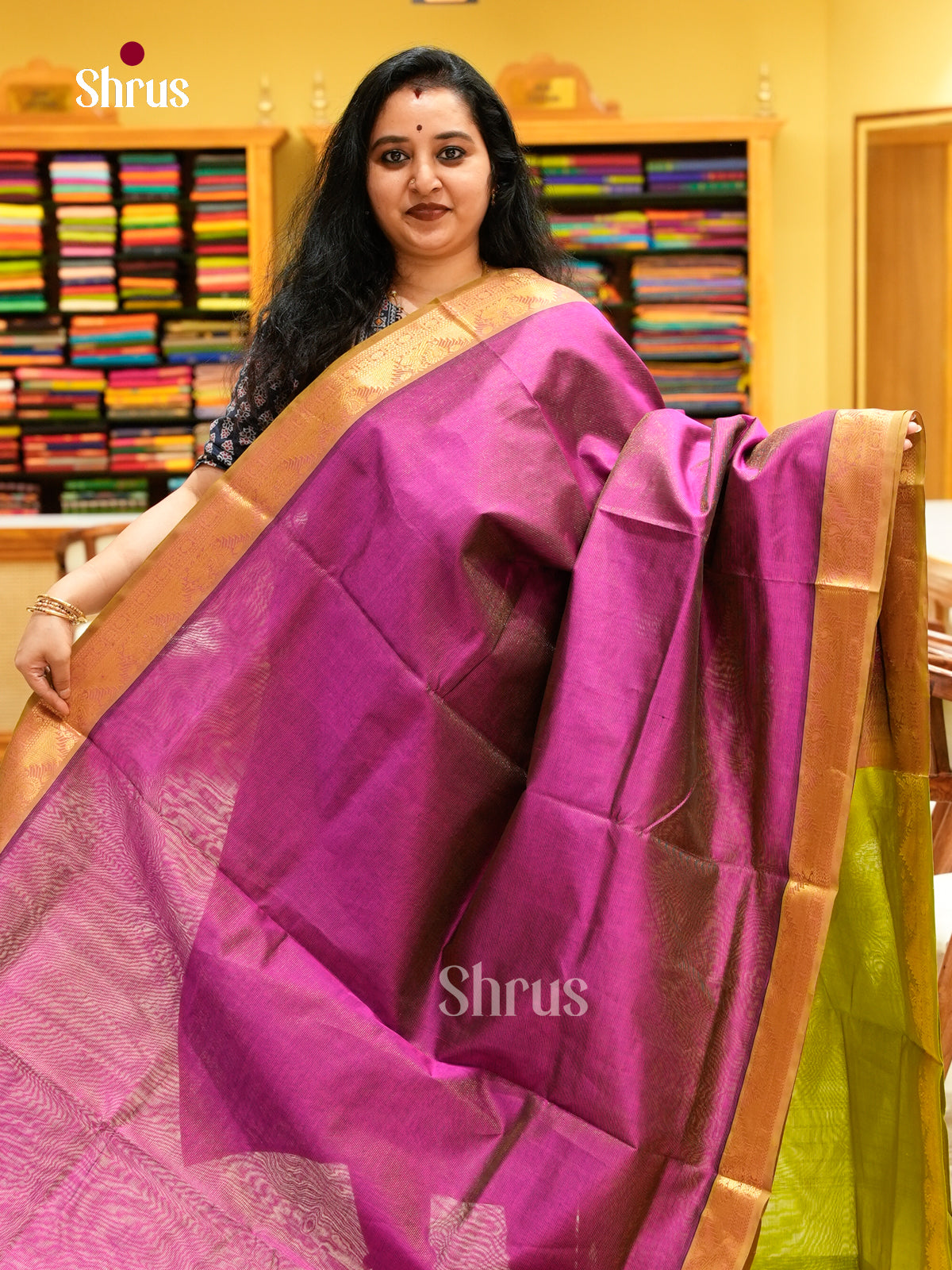 Olive Green Silk Cotton Saree with Lines and Vaira Oosi | Pink Contrast Border