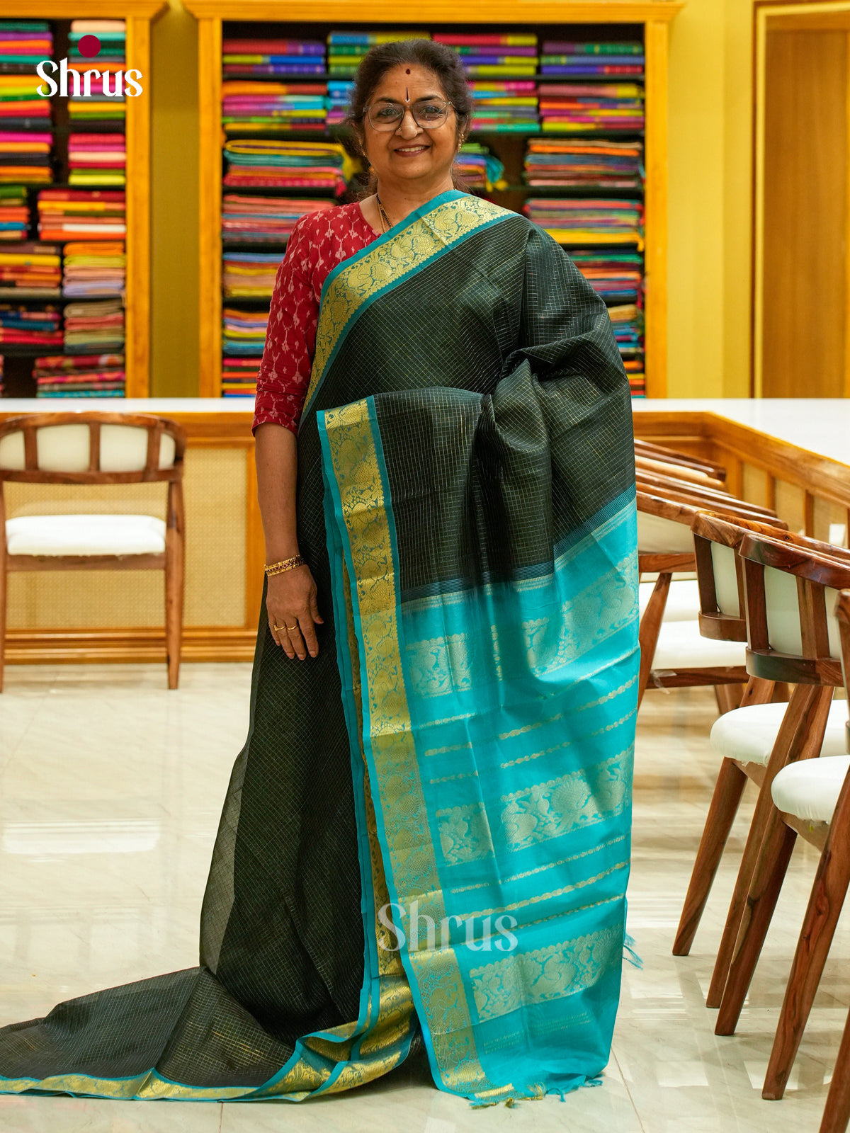 Dark Green Silk Cotton Saree with Checks | Turquoise Contrast Border — Contrast Zari Border