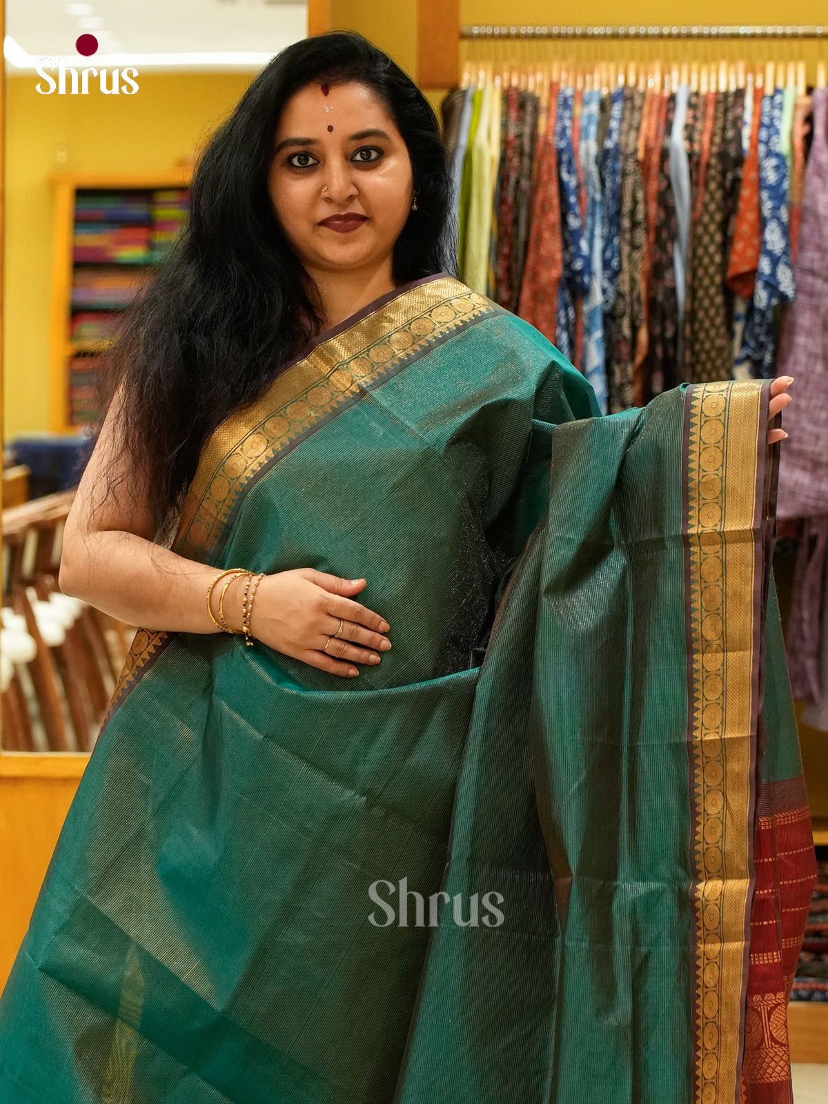 Dark Green Silk Cotton Saree with Lines and Vaira Oosi | Maroon Contrast Border
