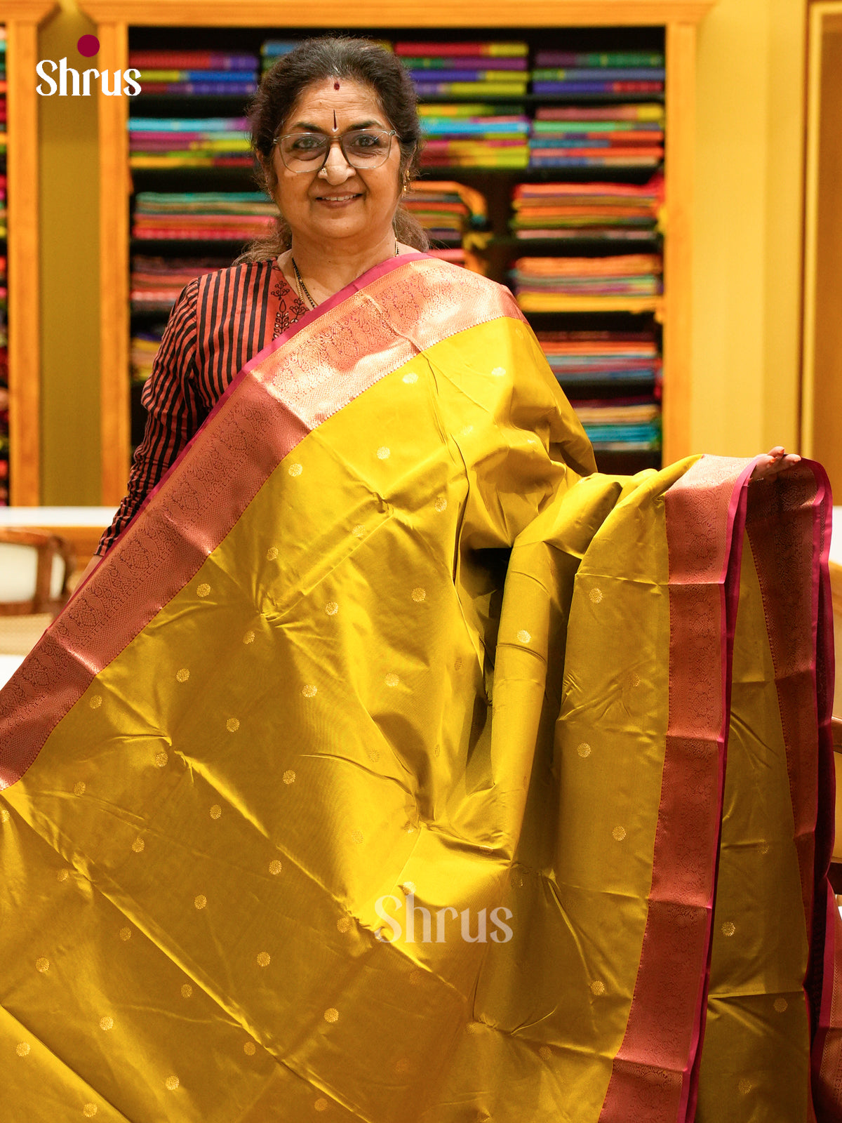 Lime Green Halfpure Kanchipuram Silk Saree with Floral Buttas | Pink Contrast Border