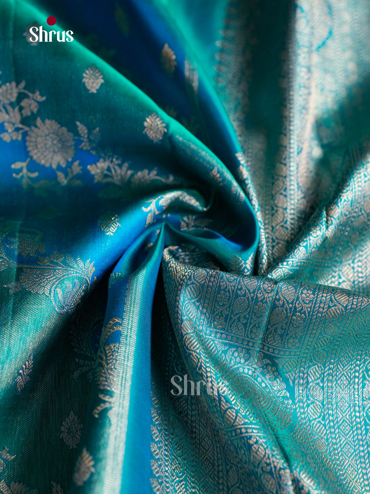 Kanchipuram silk Saree - EGS03119