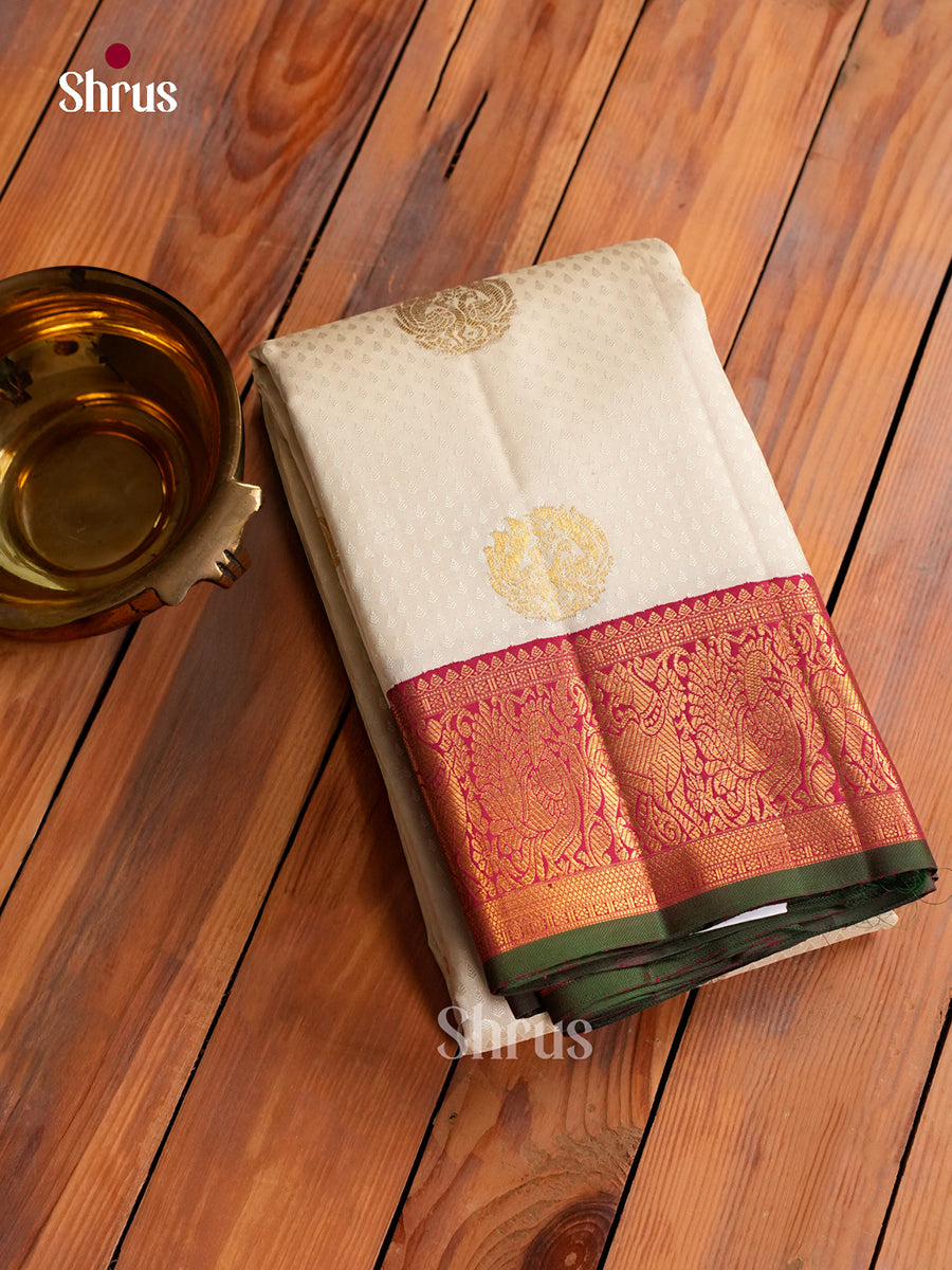 Kanchipuram silk Saree - EGS03145