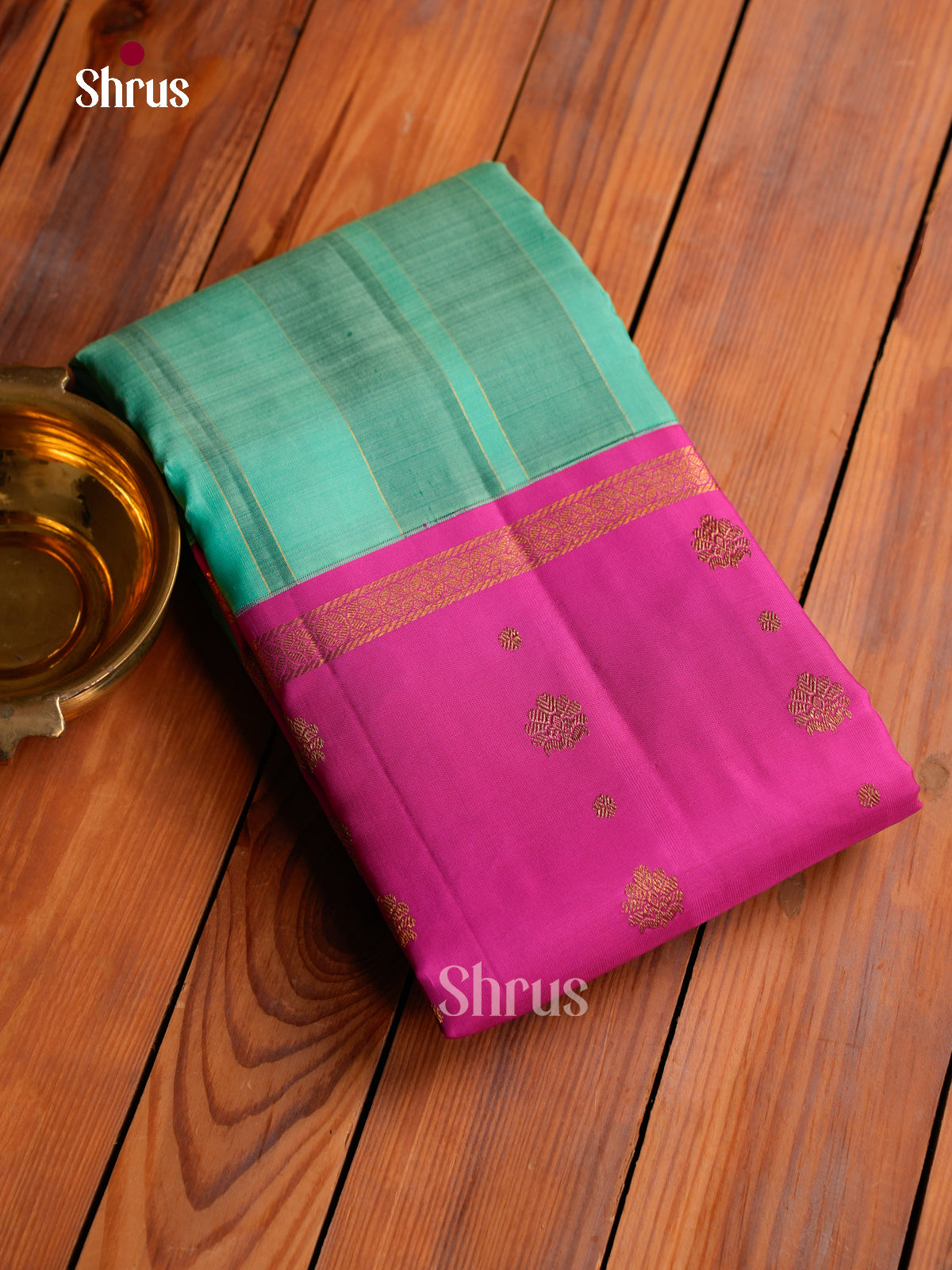 Kanchipuram silk Saree - EGS03217