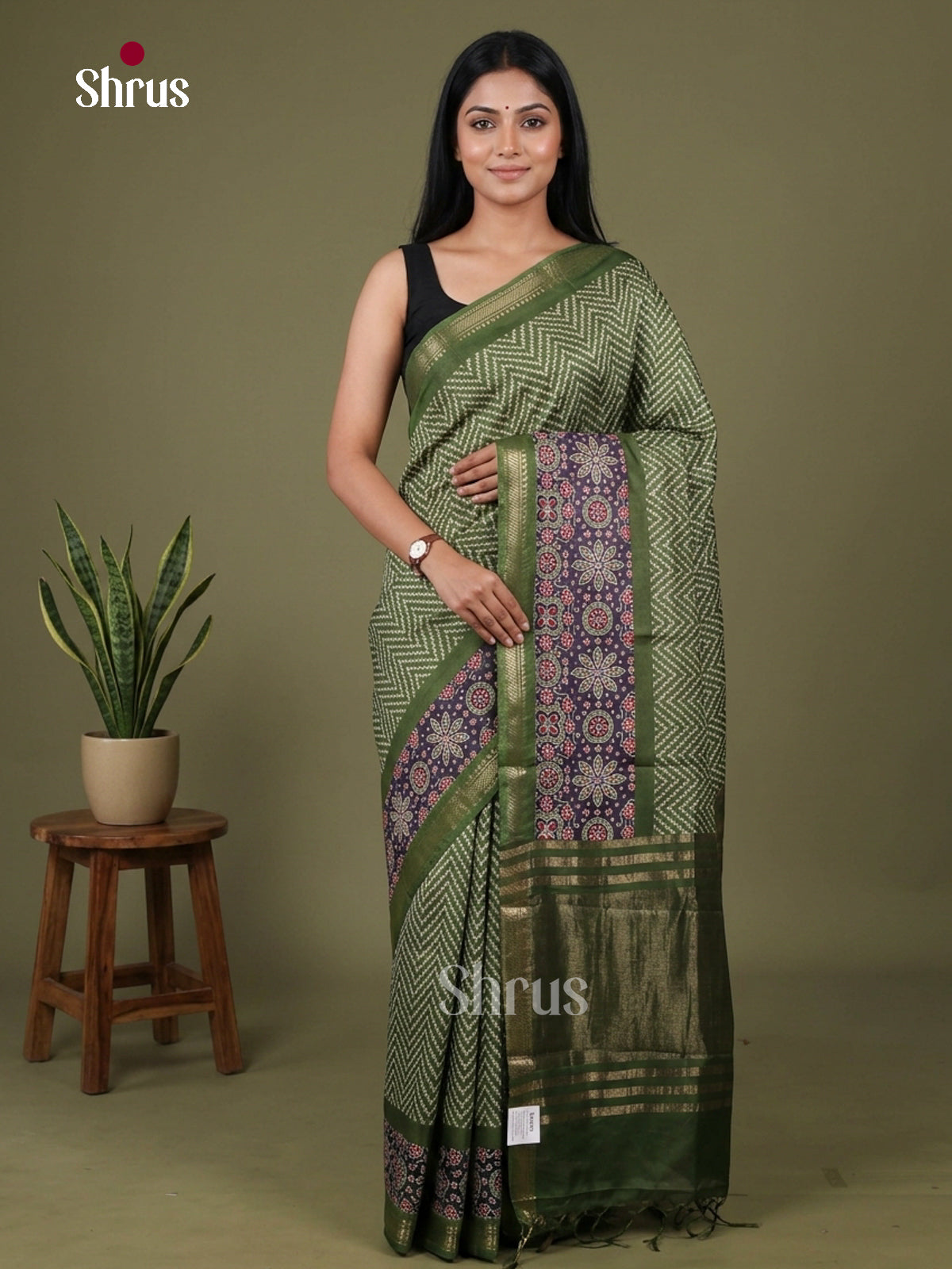 Art Modal Saree - EGS17002