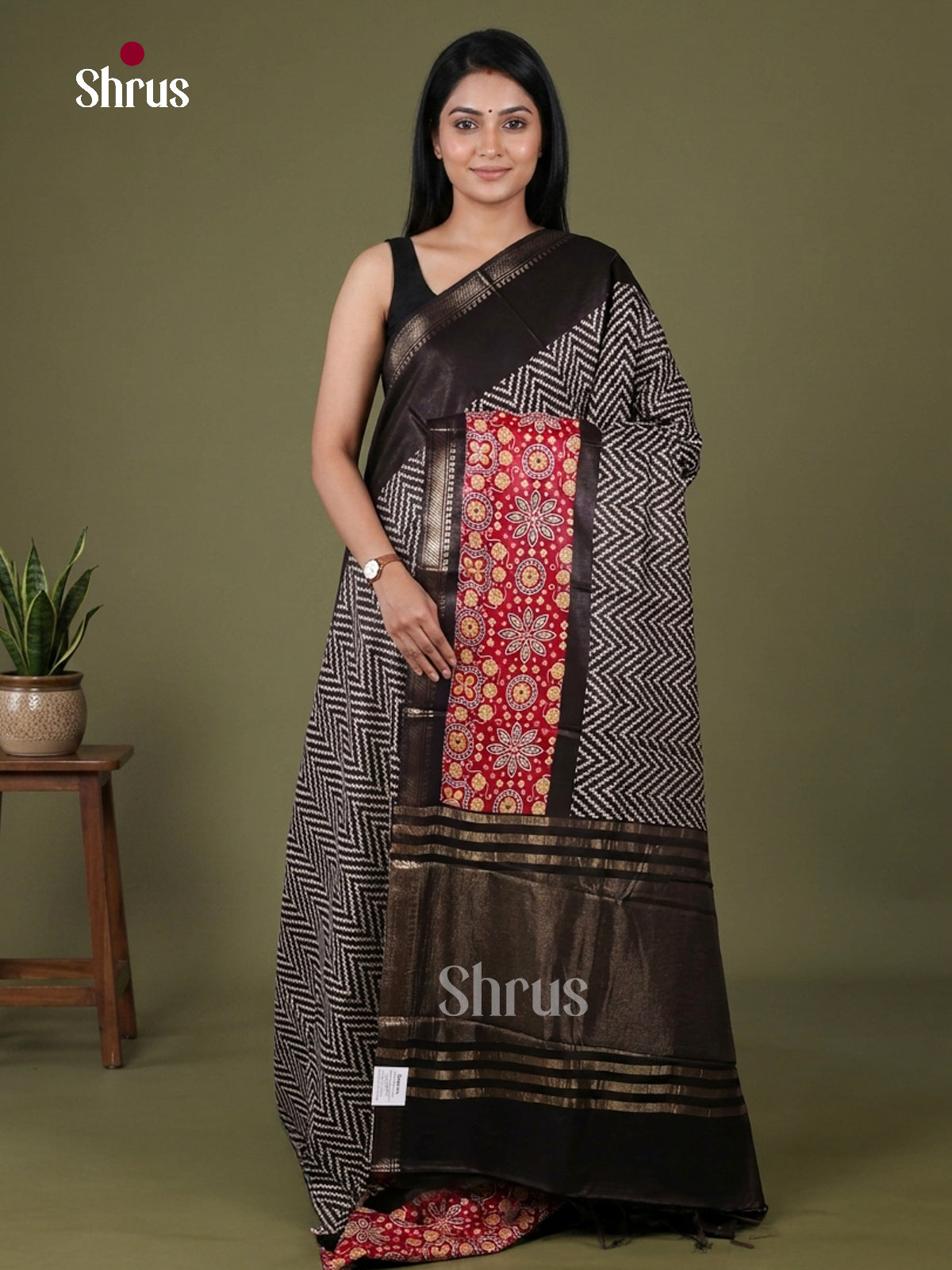 Art Modal Saree - EGS17003