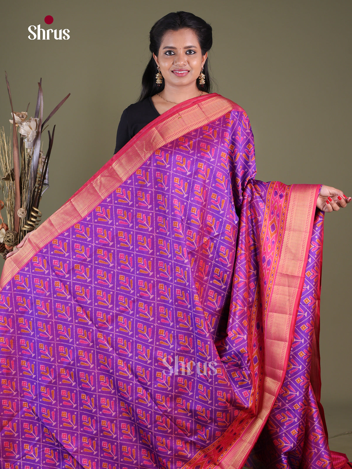 Semi Patola Saree - EGS21091
