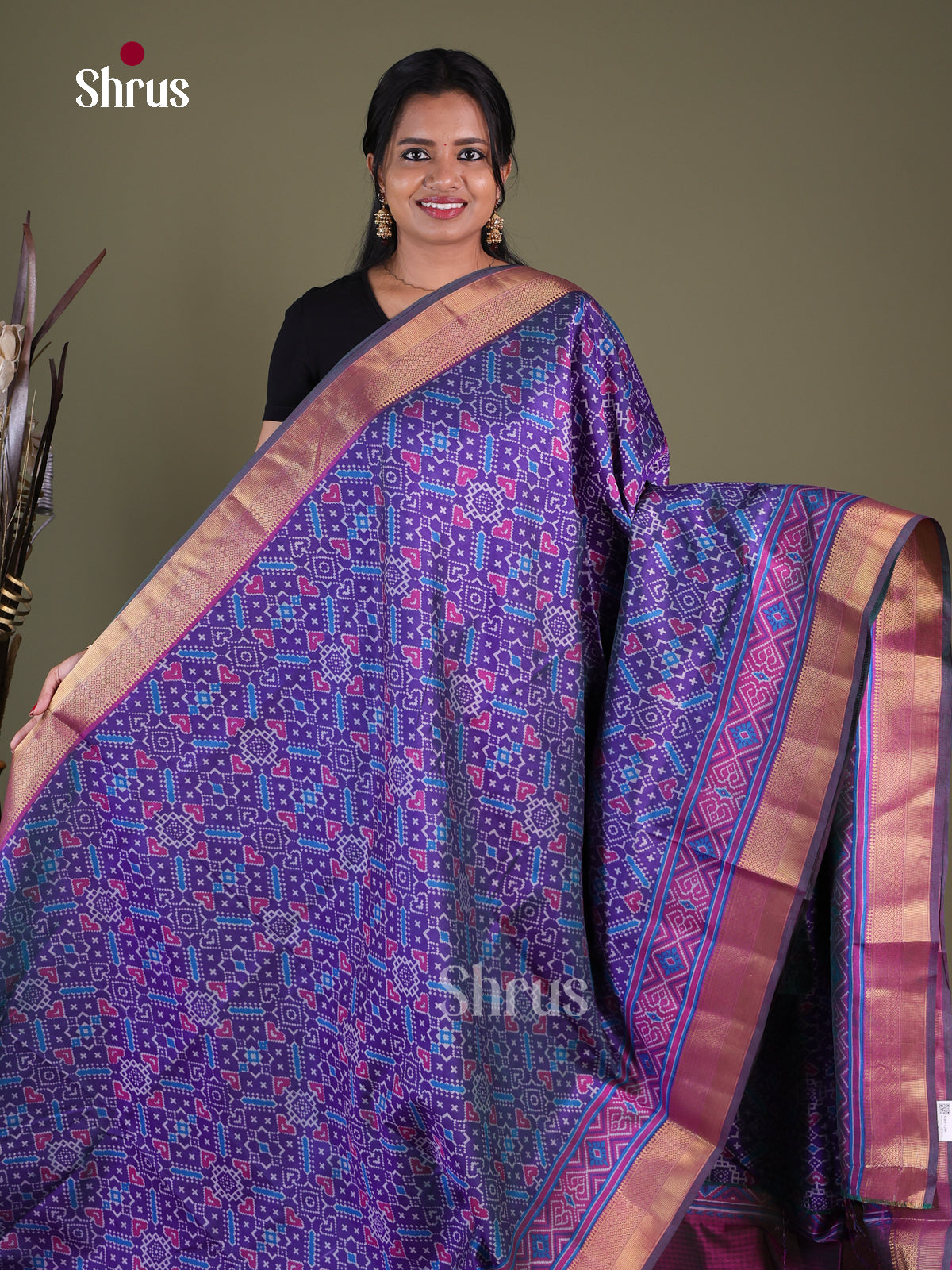 Semi Patola Saree - EGS21174