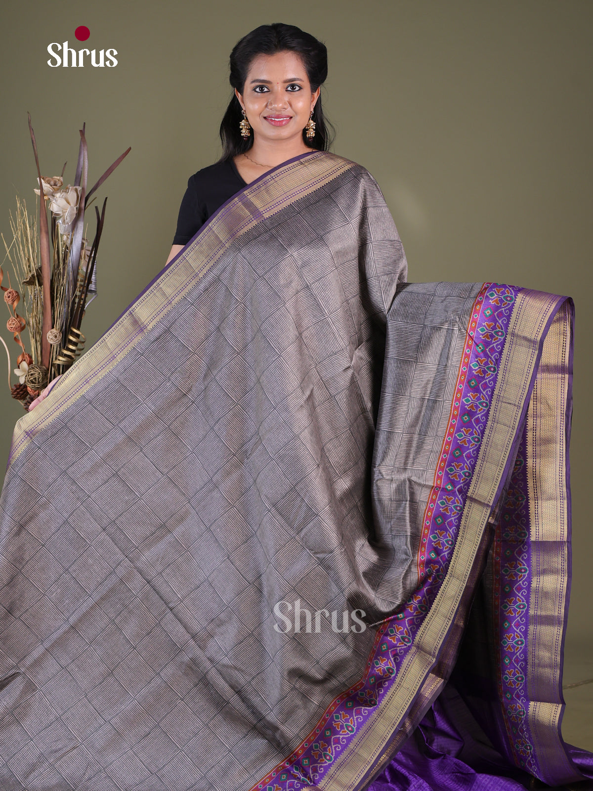 Semi Patola Saree - EGS21202