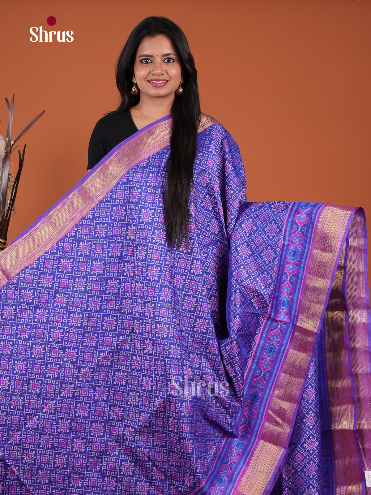 Semi Patola Saree - EH04015