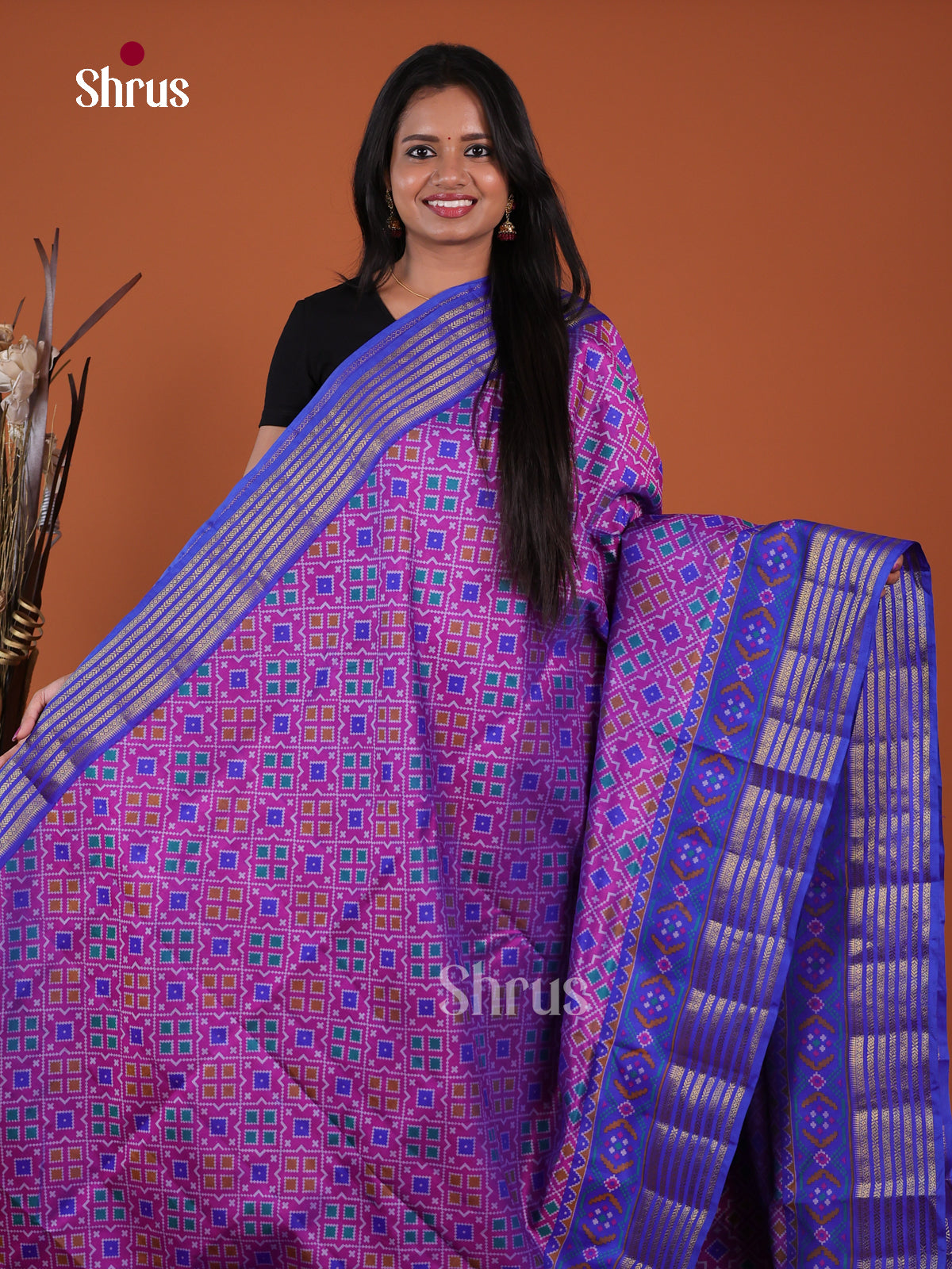Semi Patola Saree - EH04065