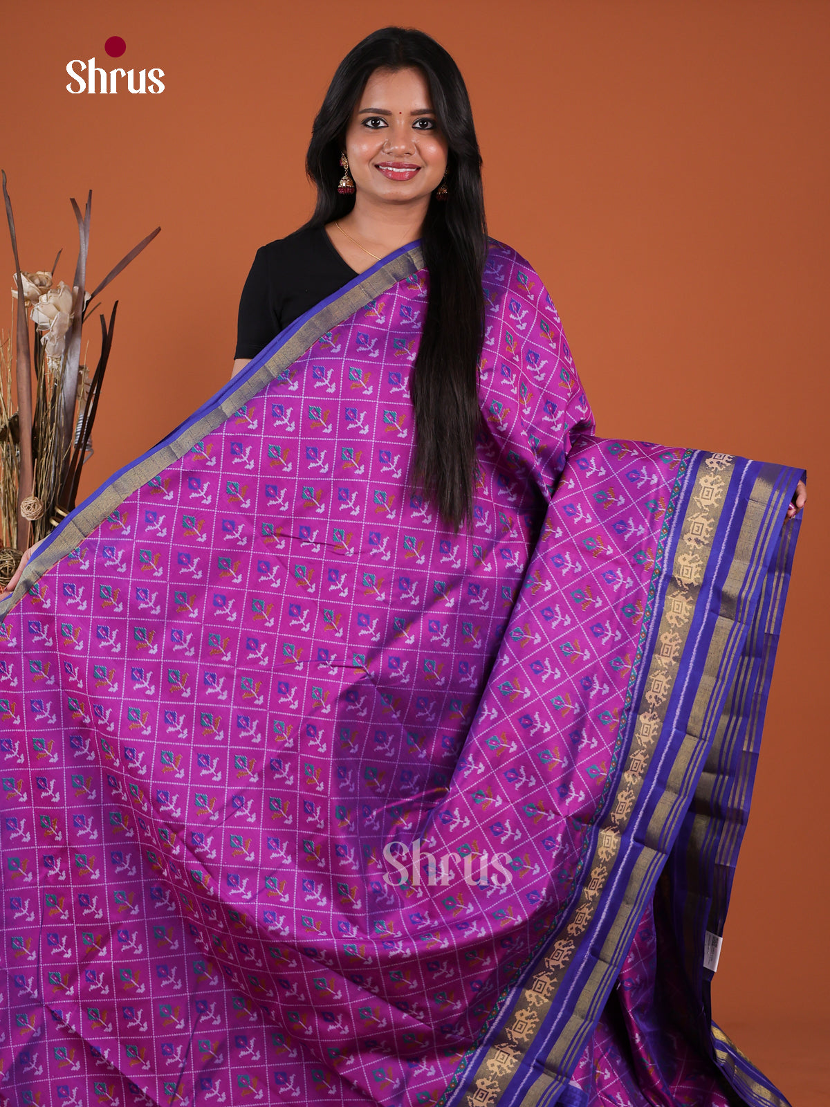 Semi Patola Saree - EH04250