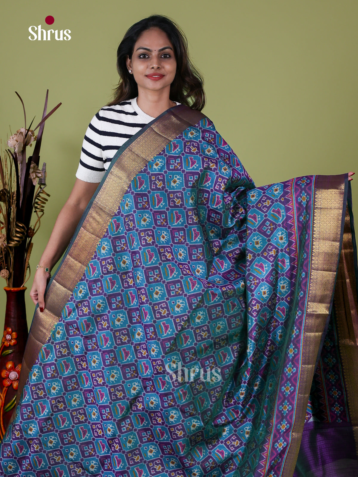 Semi Patola Saree - EH18005