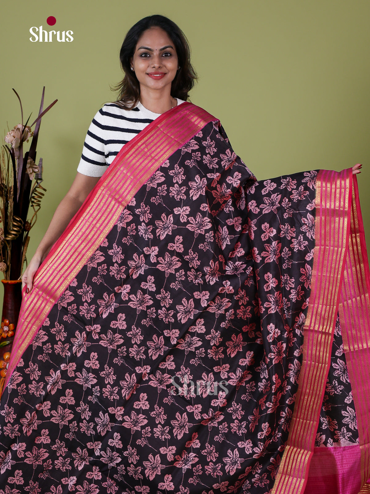Semi Patola Saree - EH18024