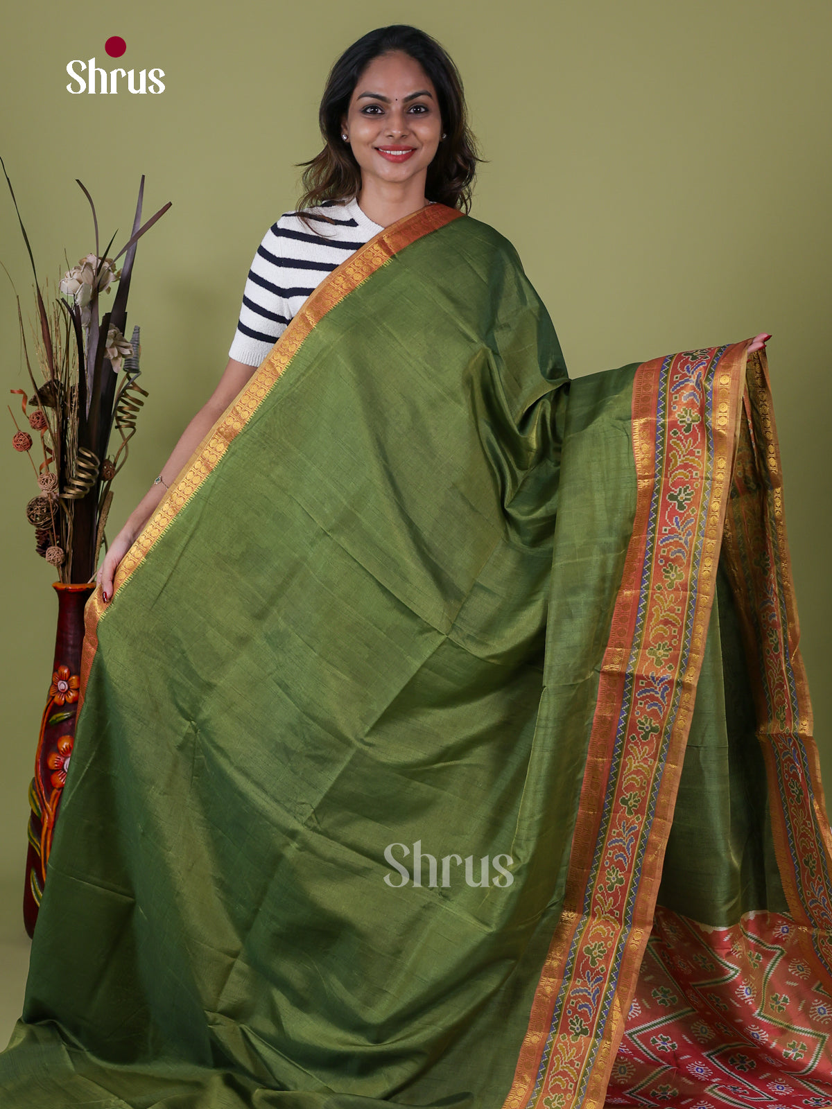 Semi Patola Saree - EH18084