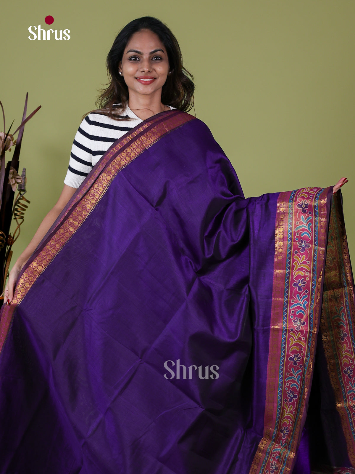 Semi Patola Saree - EH18109