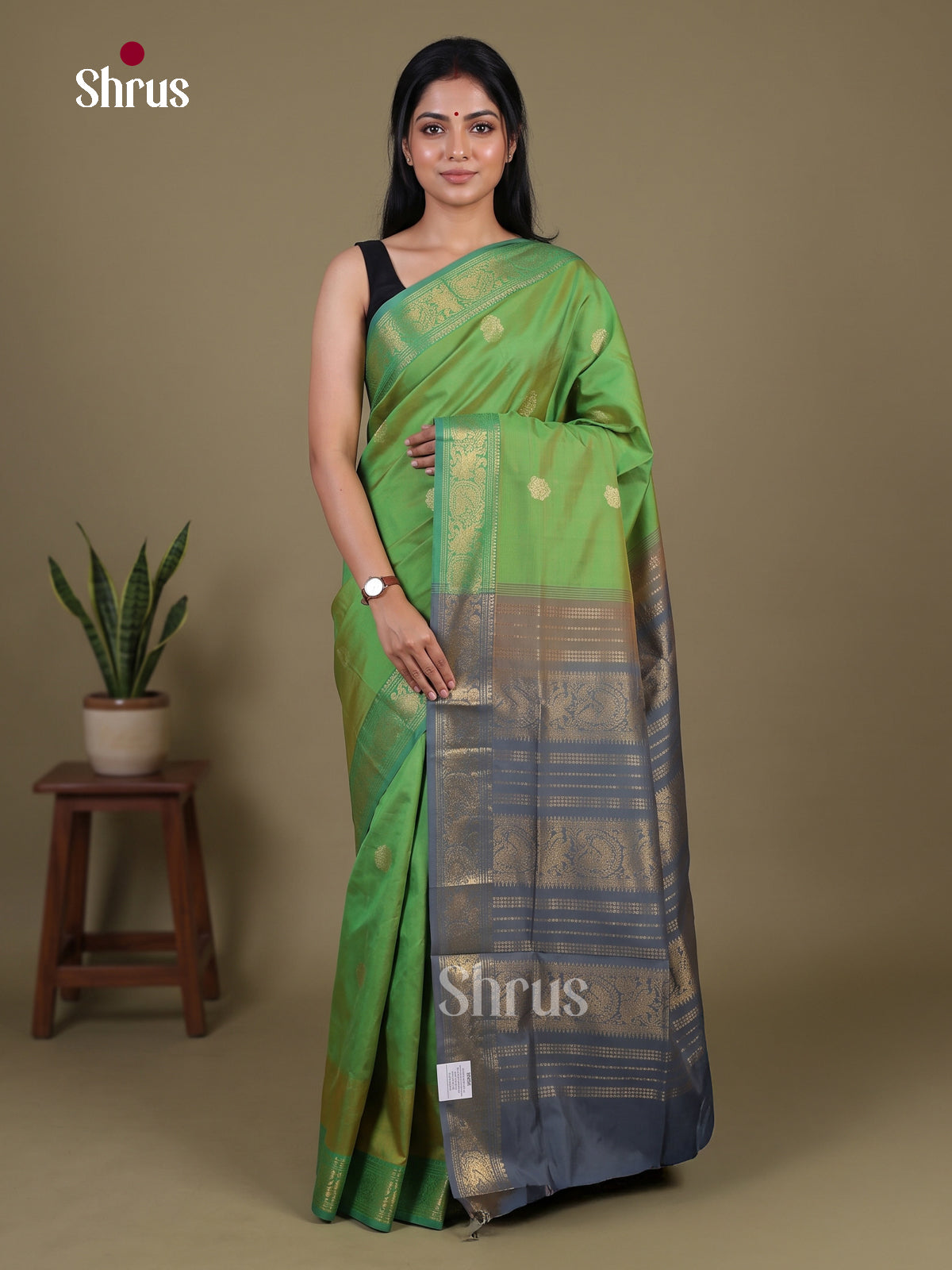 Silkcotton-halfpure Saree - EH28225