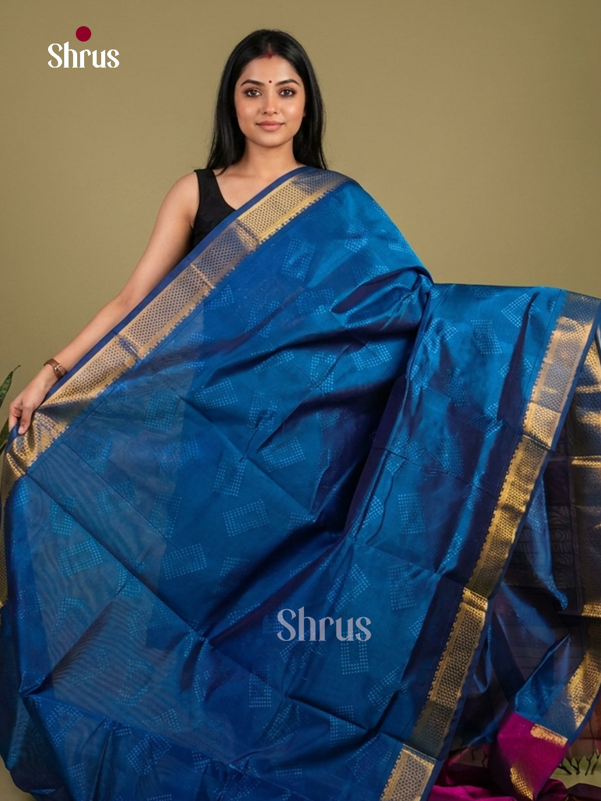 Silk Cotton Saree - EI01011