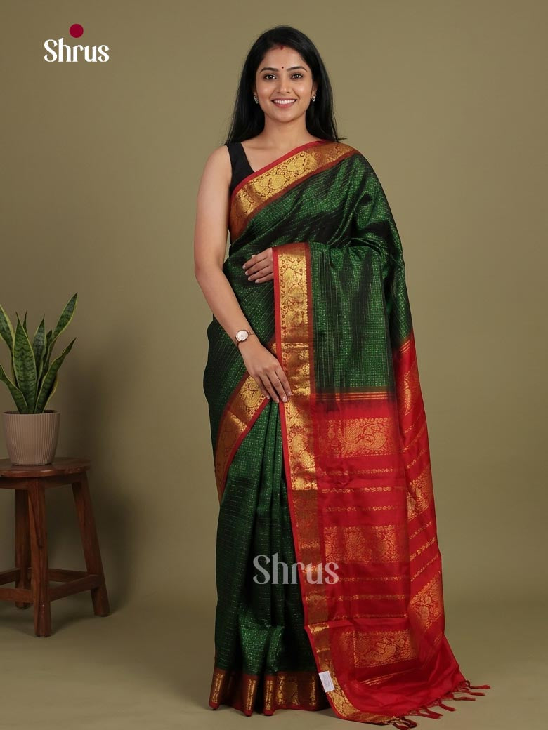 Silk Cotton Saree - EI01106