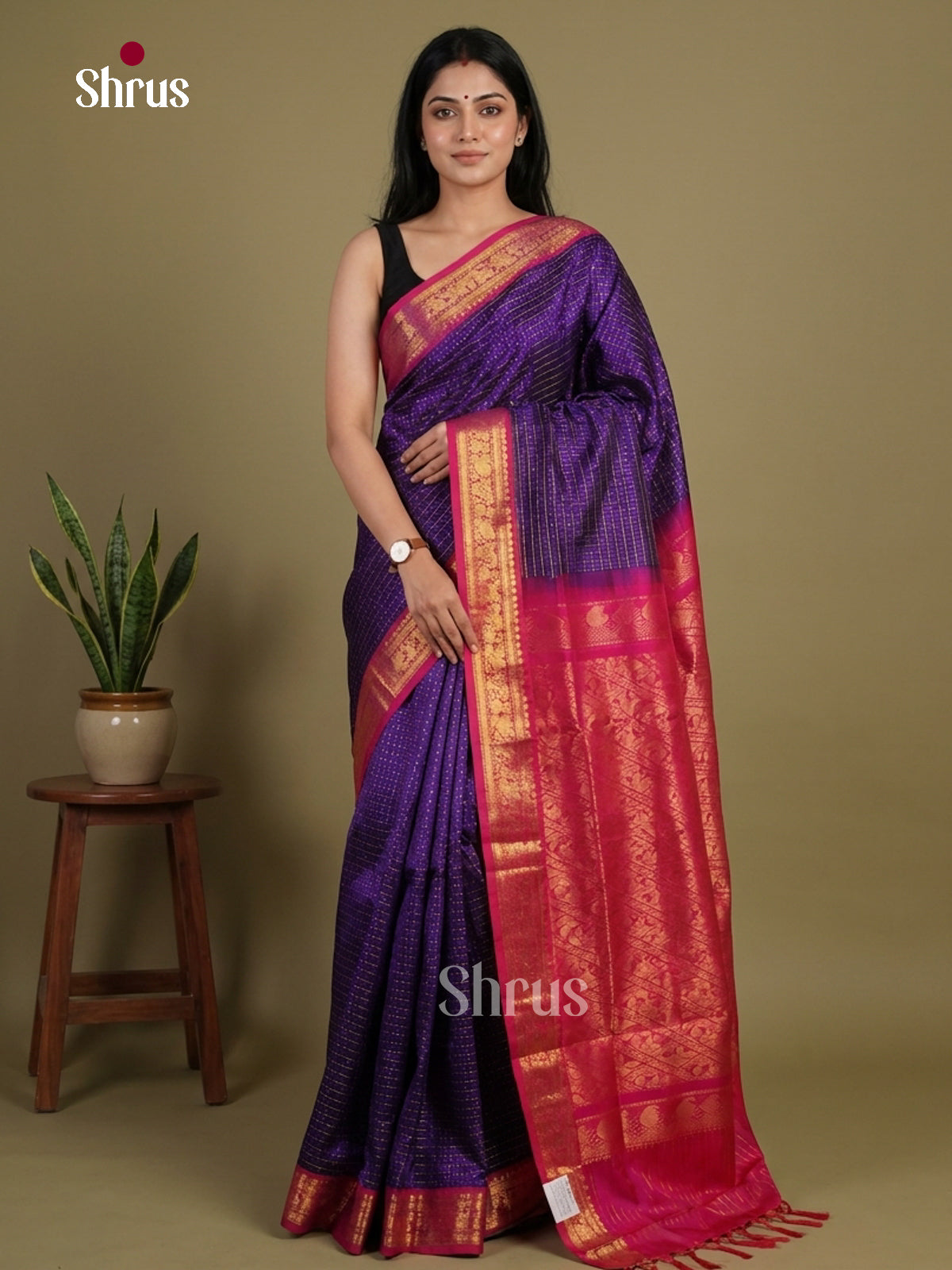 Silk Cotton Saree - EI01111