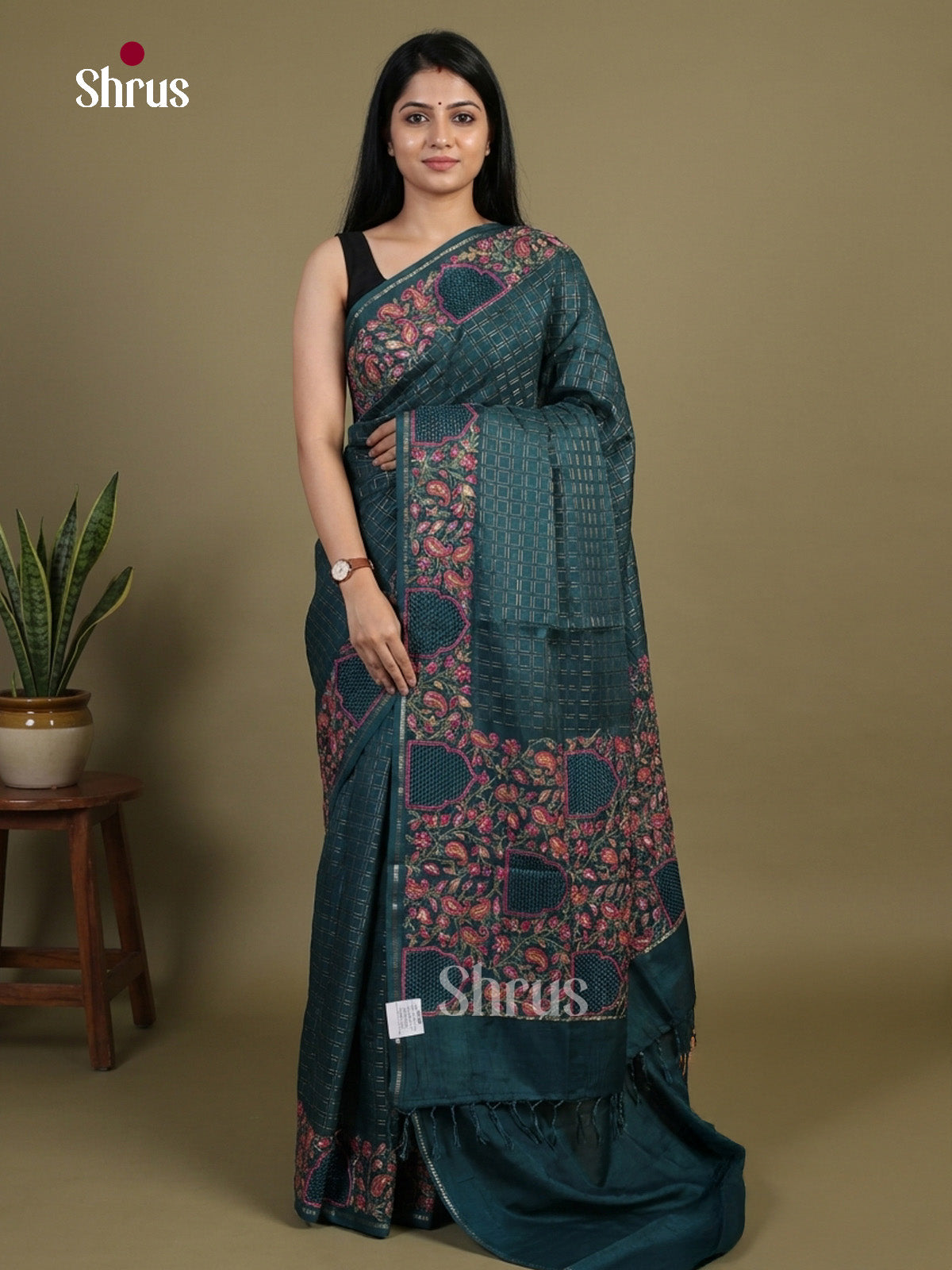 Tussar Embroidery Saree - EI01637