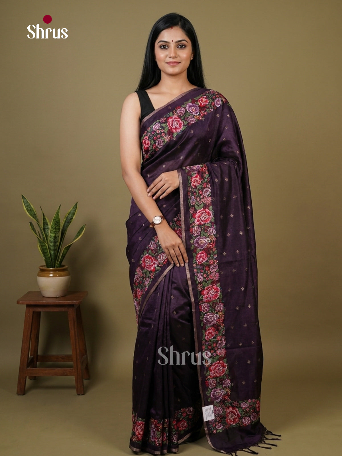 Tussar Embroidery Saree - EI02044