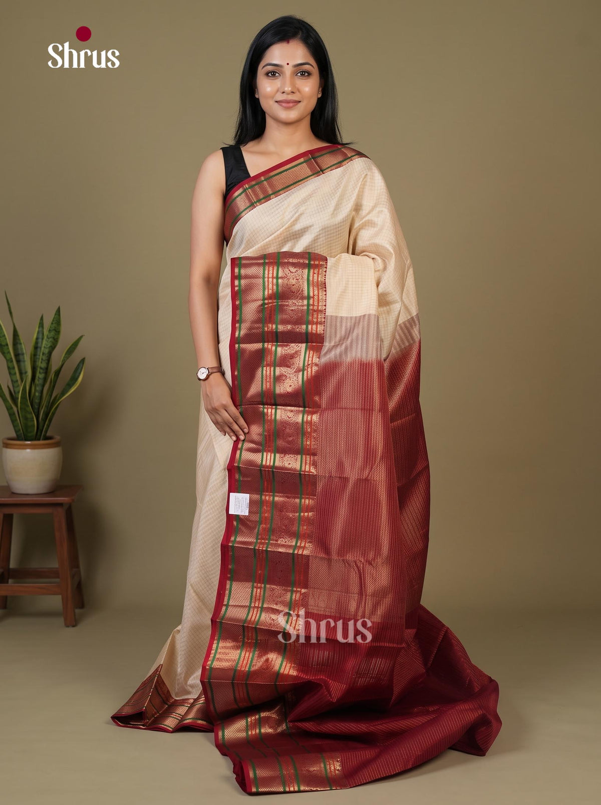 Kanchipuram silk Saree - EI02331