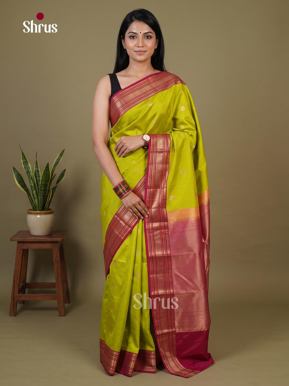 Kanchipuram silk Saree - EI02341