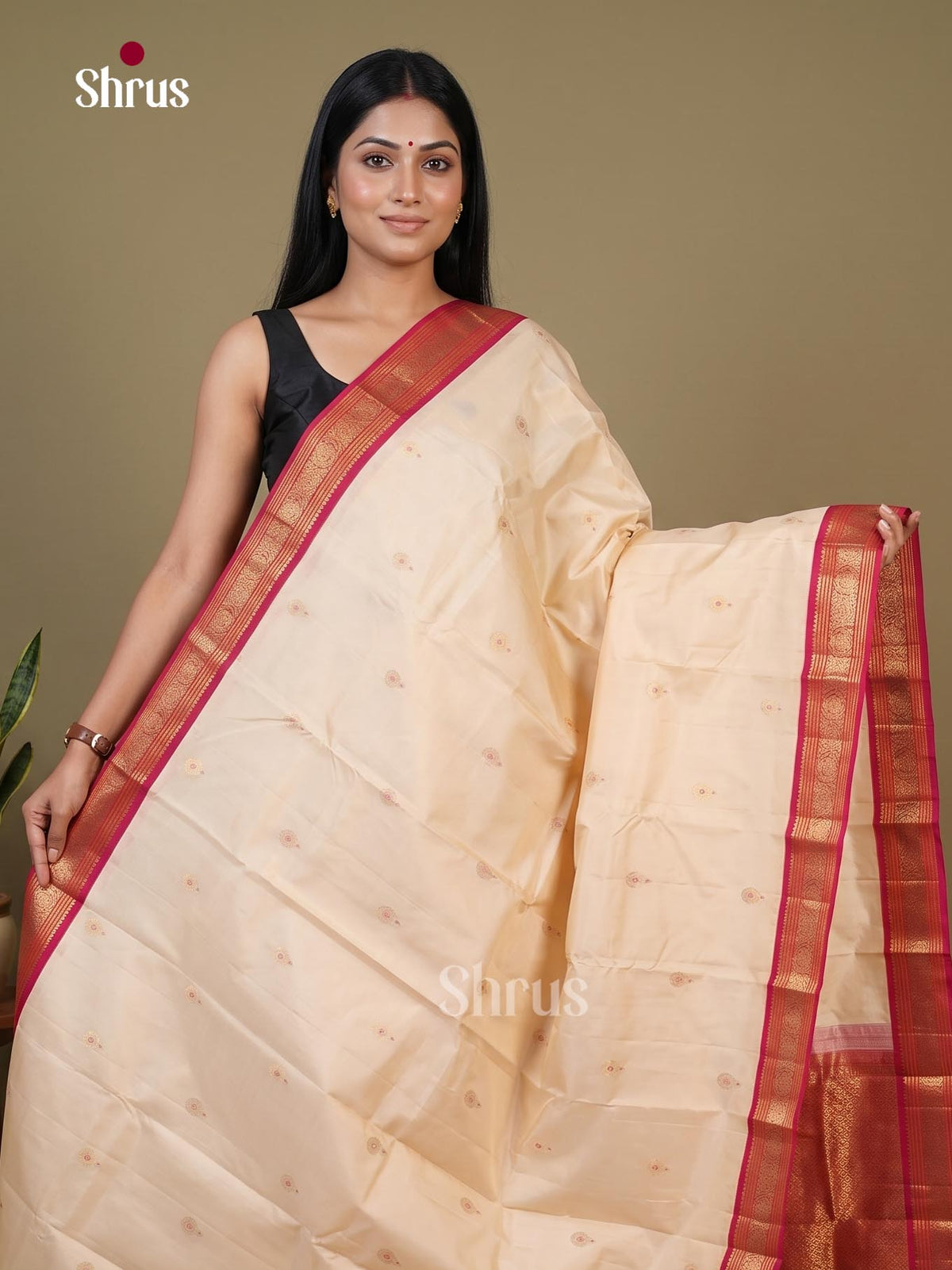 Kanchipuram silk Saree - EI02342